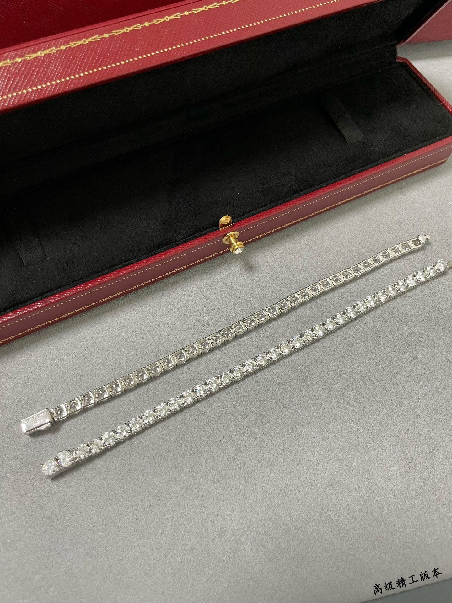 ca*t*er full Di*m*nd four-claw bracelet