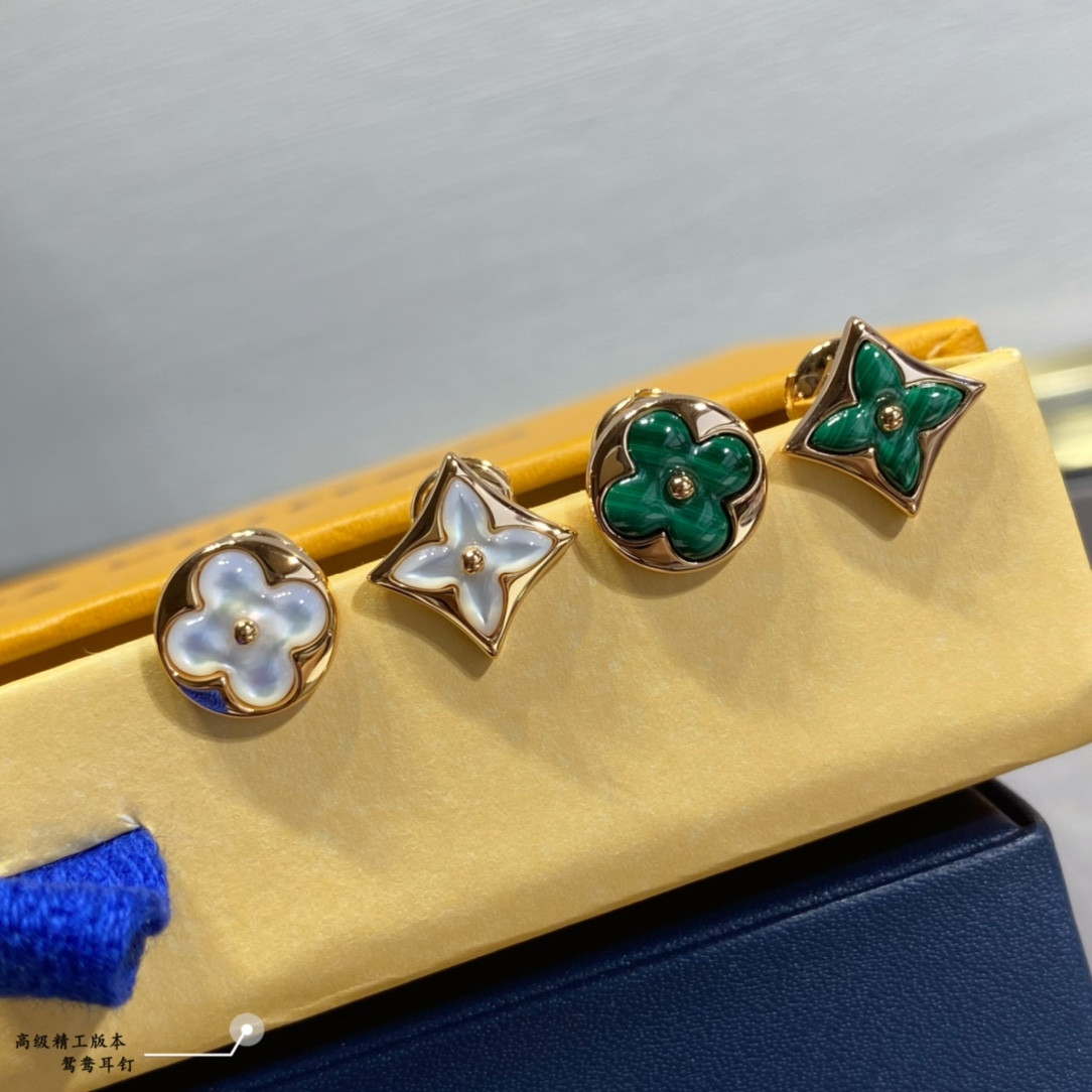 l0*is V*t0n earrings