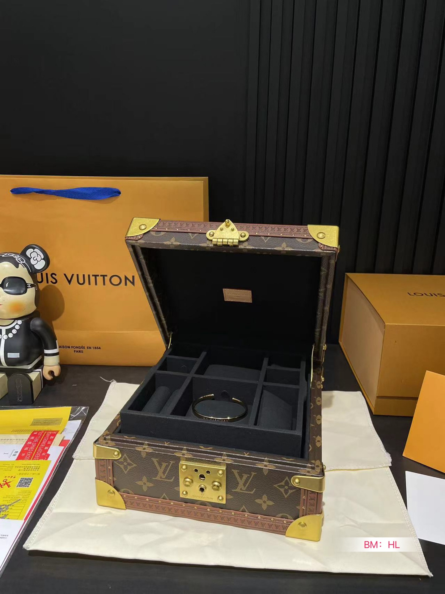 LV M13513 Jewelry Box black 9.4 x 4.9 x 9.4 inches