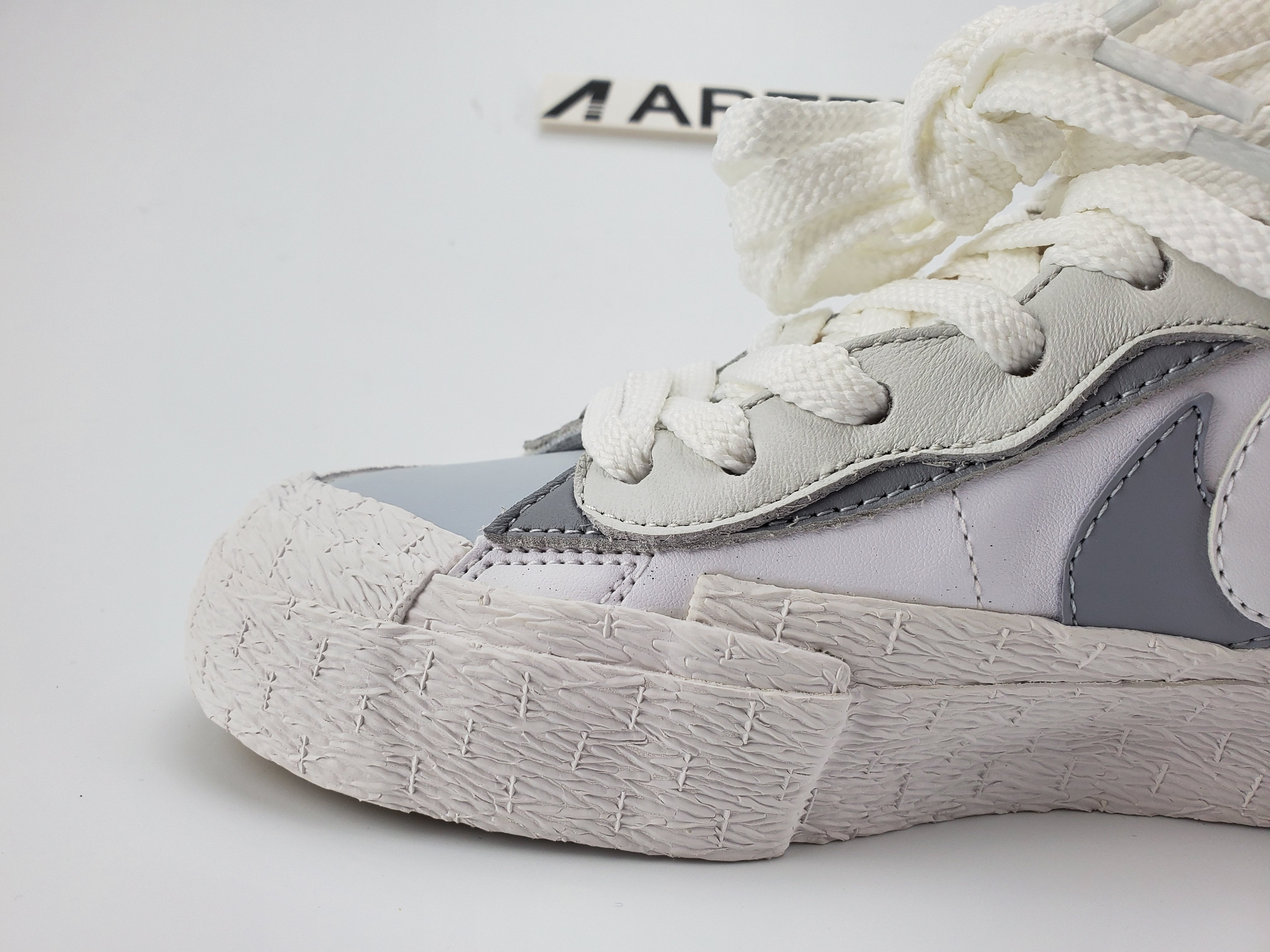 Nike Blazer High Sacai White Grey