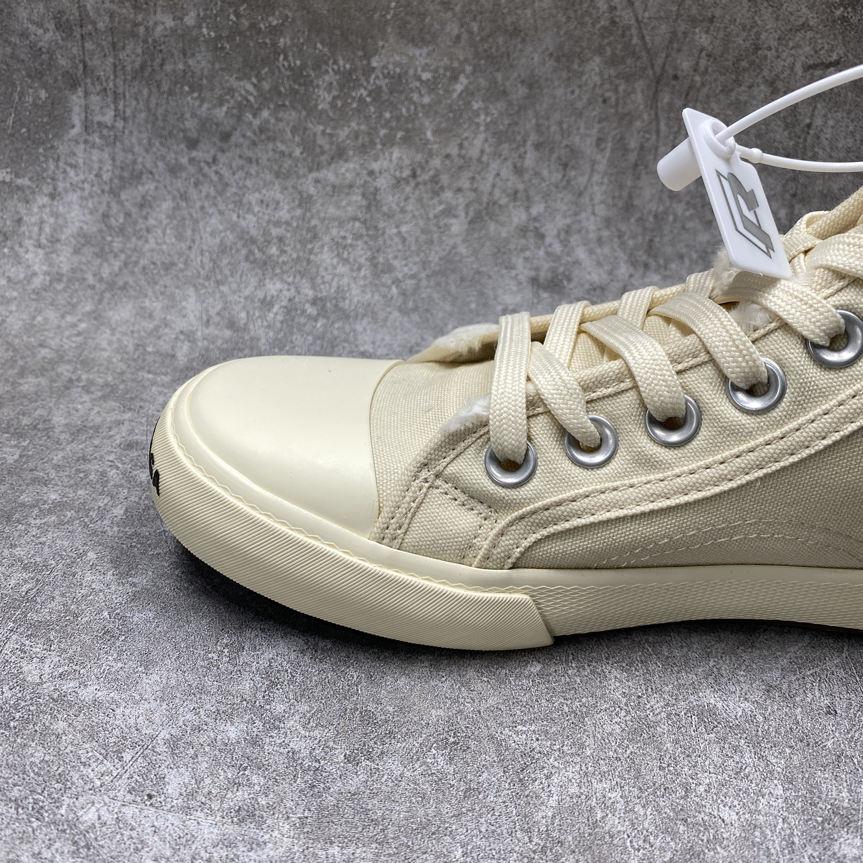 PARIS HIGH TOP SNEAKER IN WHITE