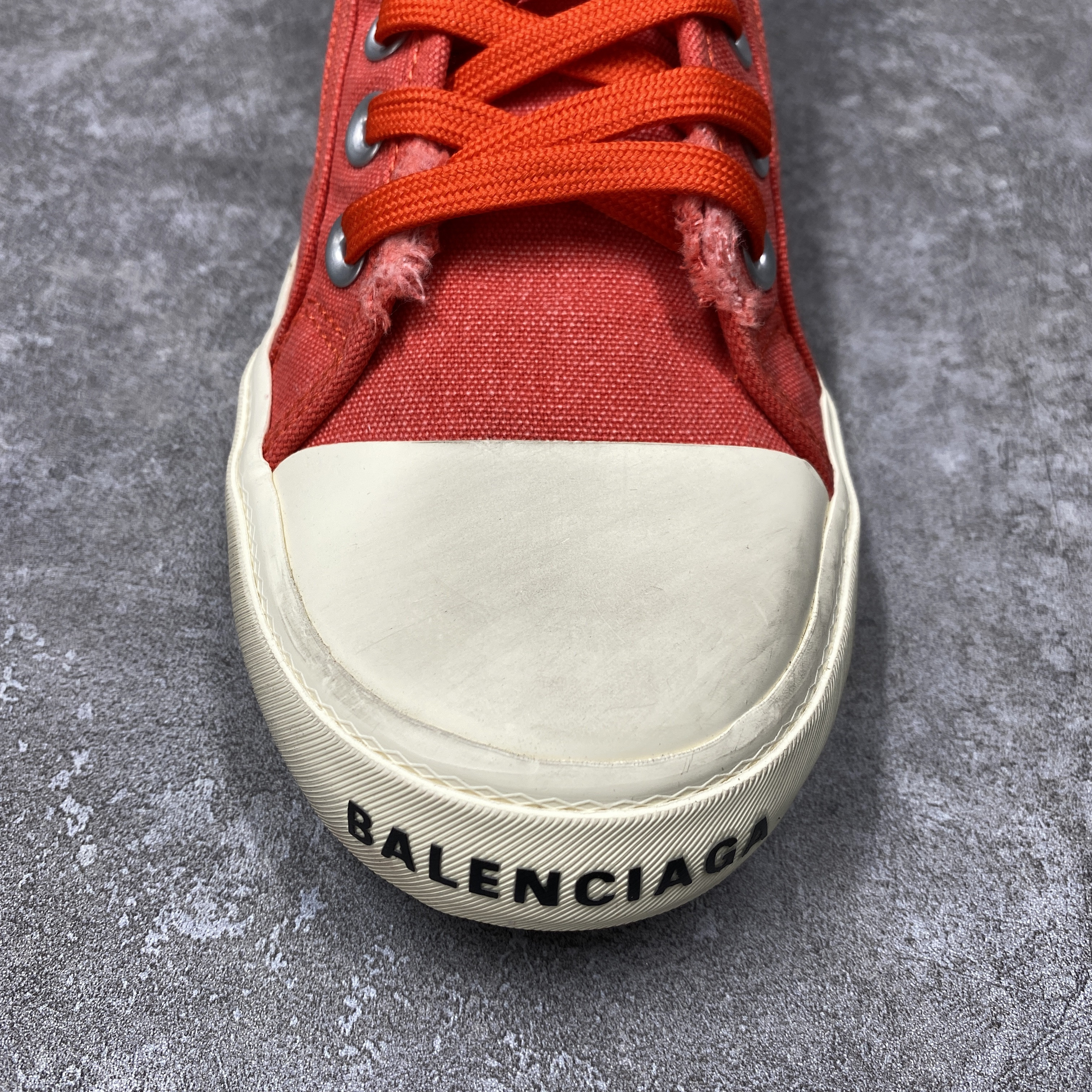 PARIS HIGH TOP SNEAKER IN RED