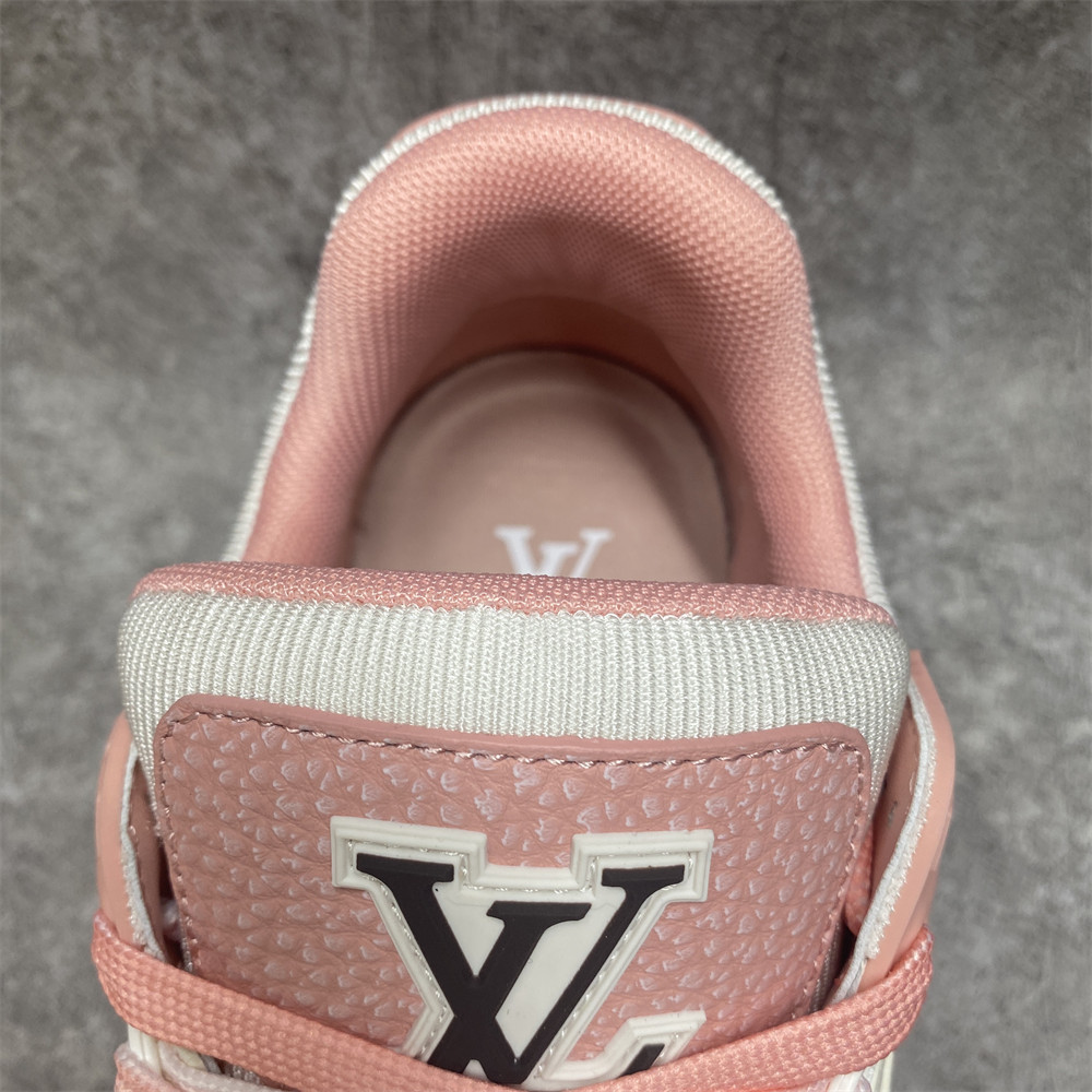 UA LV Trainer Sneaker