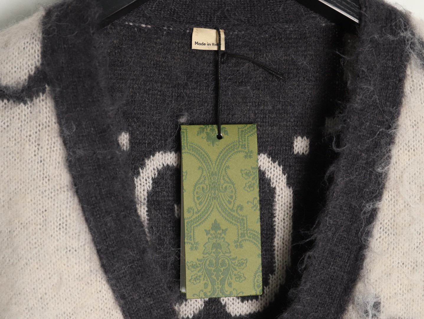 G*u*i 24ss cardigan sweaters