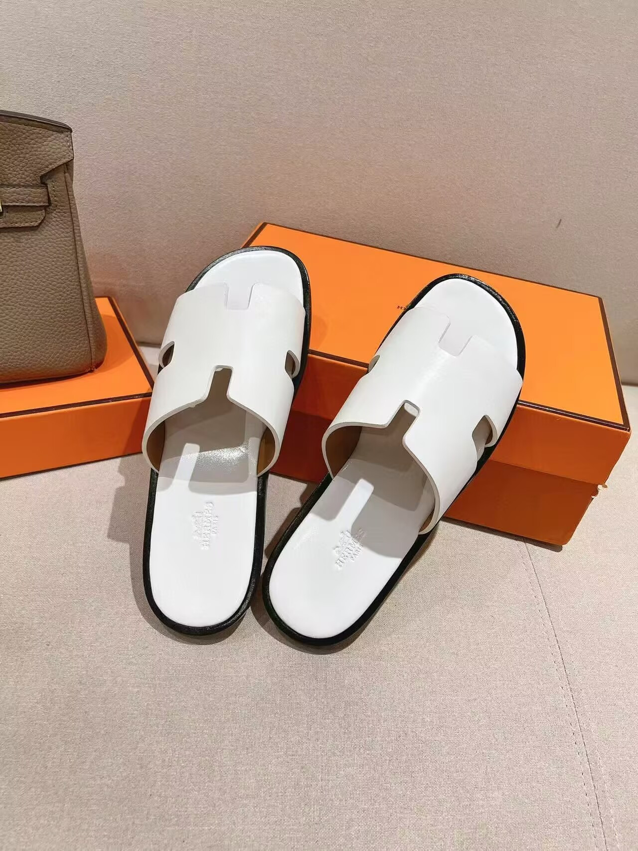 UA Hermès Izmir sandal