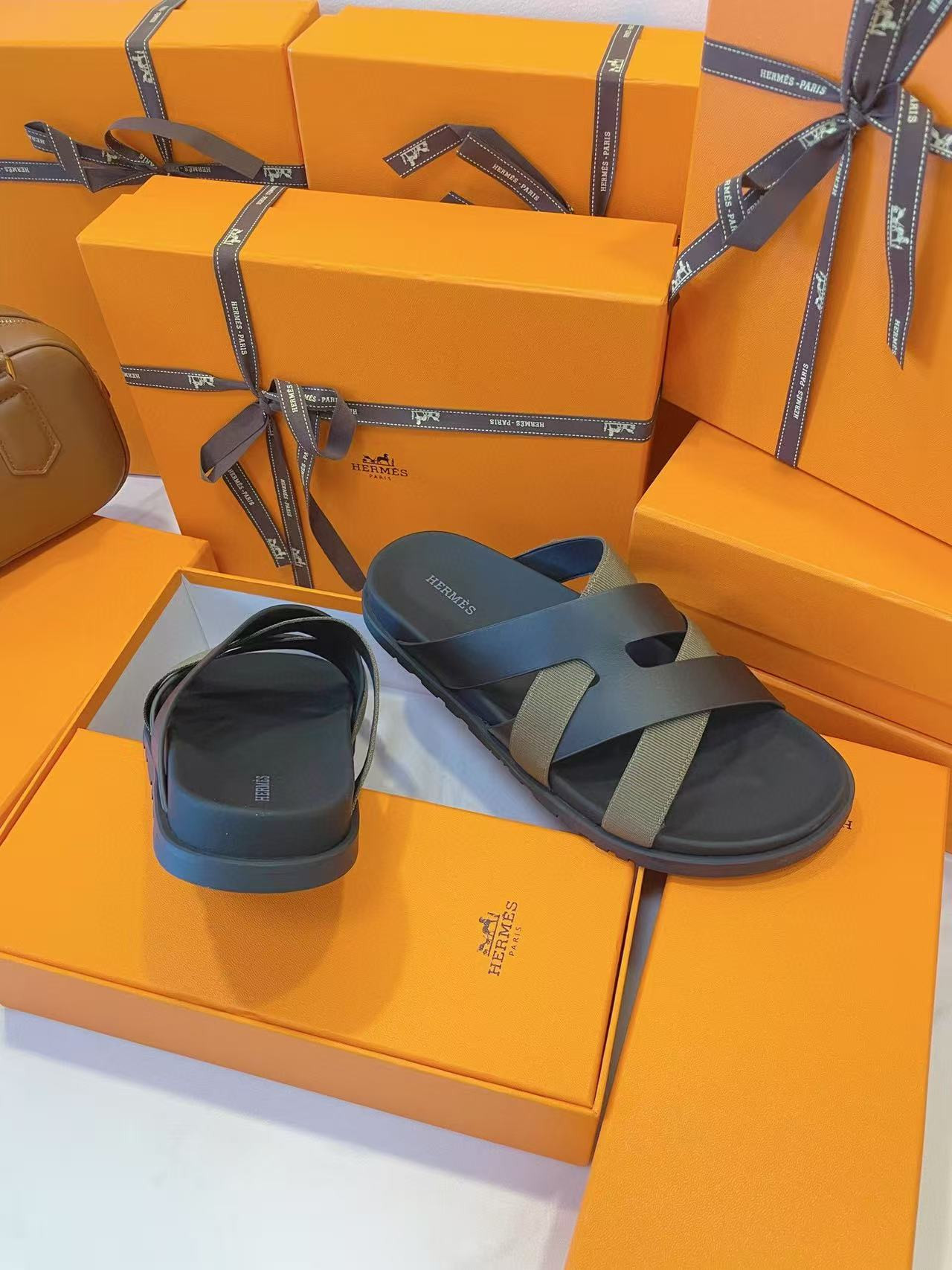 UA Hermès Kazimir Sandal