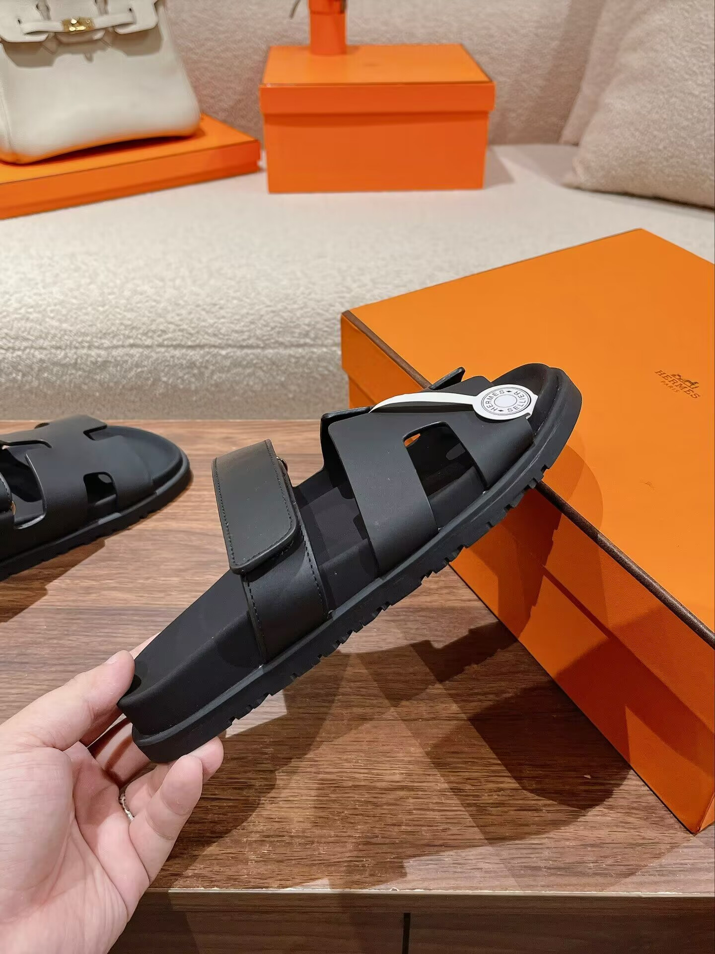 UA Hermès Chypre sandal