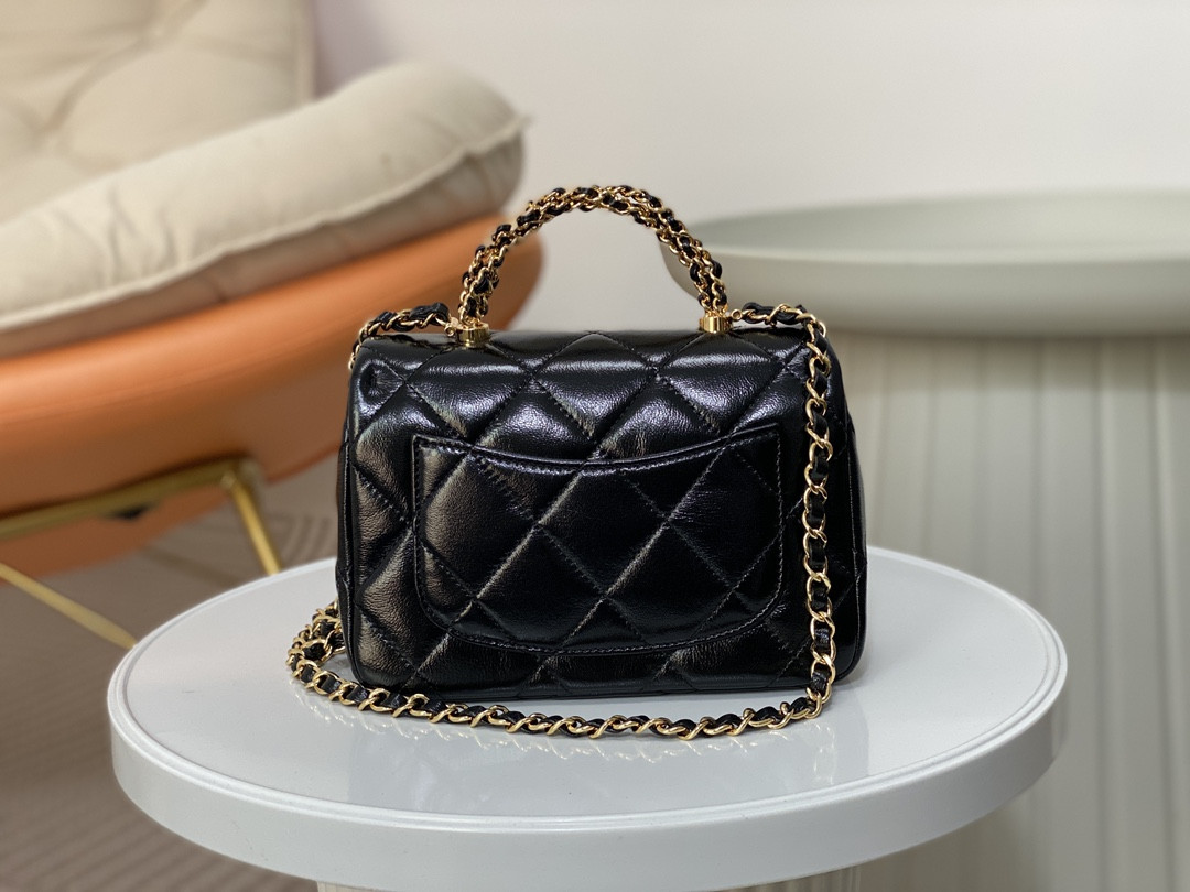 Ch*el wallet on chain 19x13x7cm