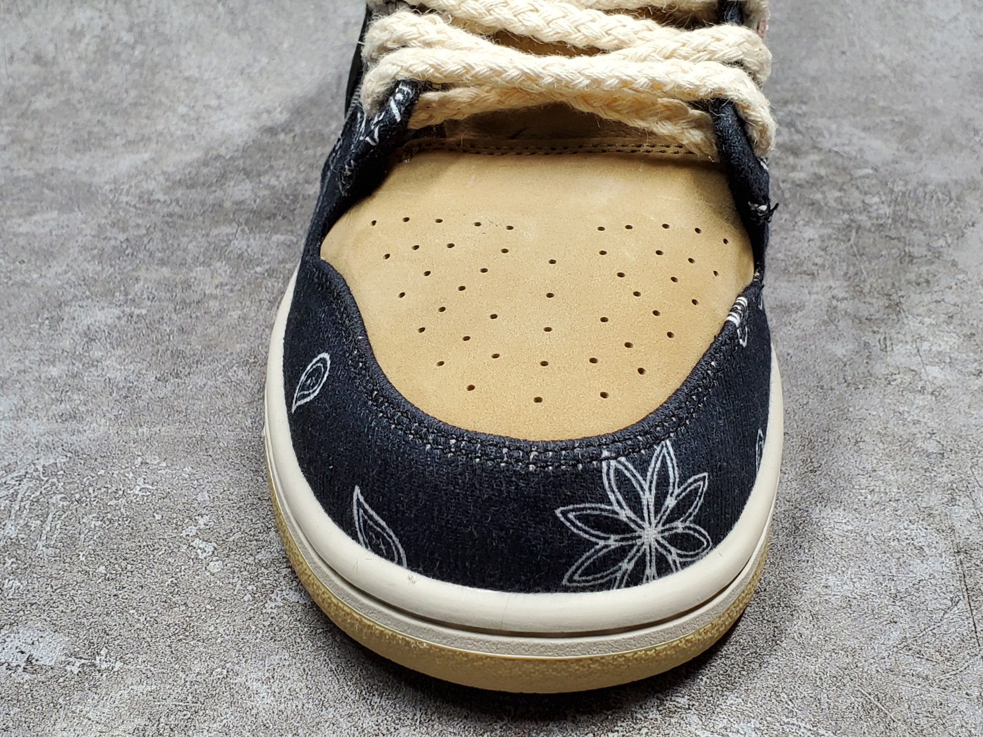 Nike SB Dunk Low Travis Scott (Special Box Edition)