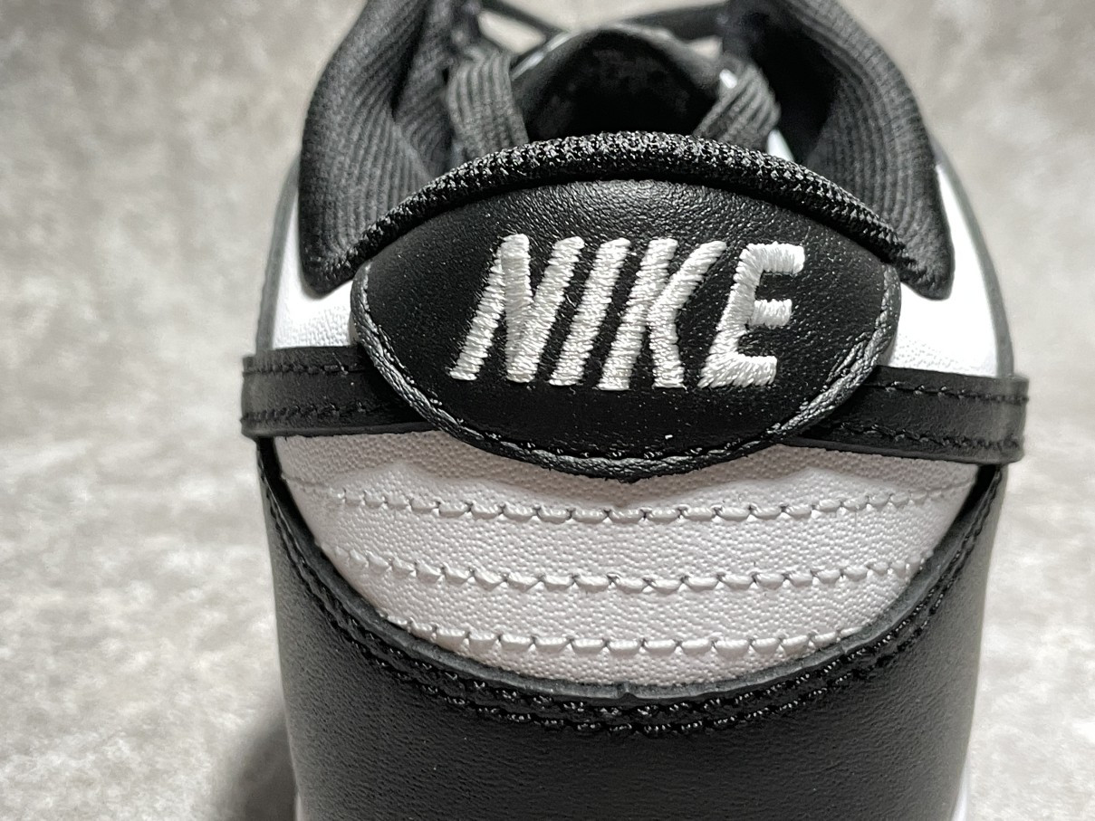 Nike Dunk Low Retro White Black Panda (2021)
