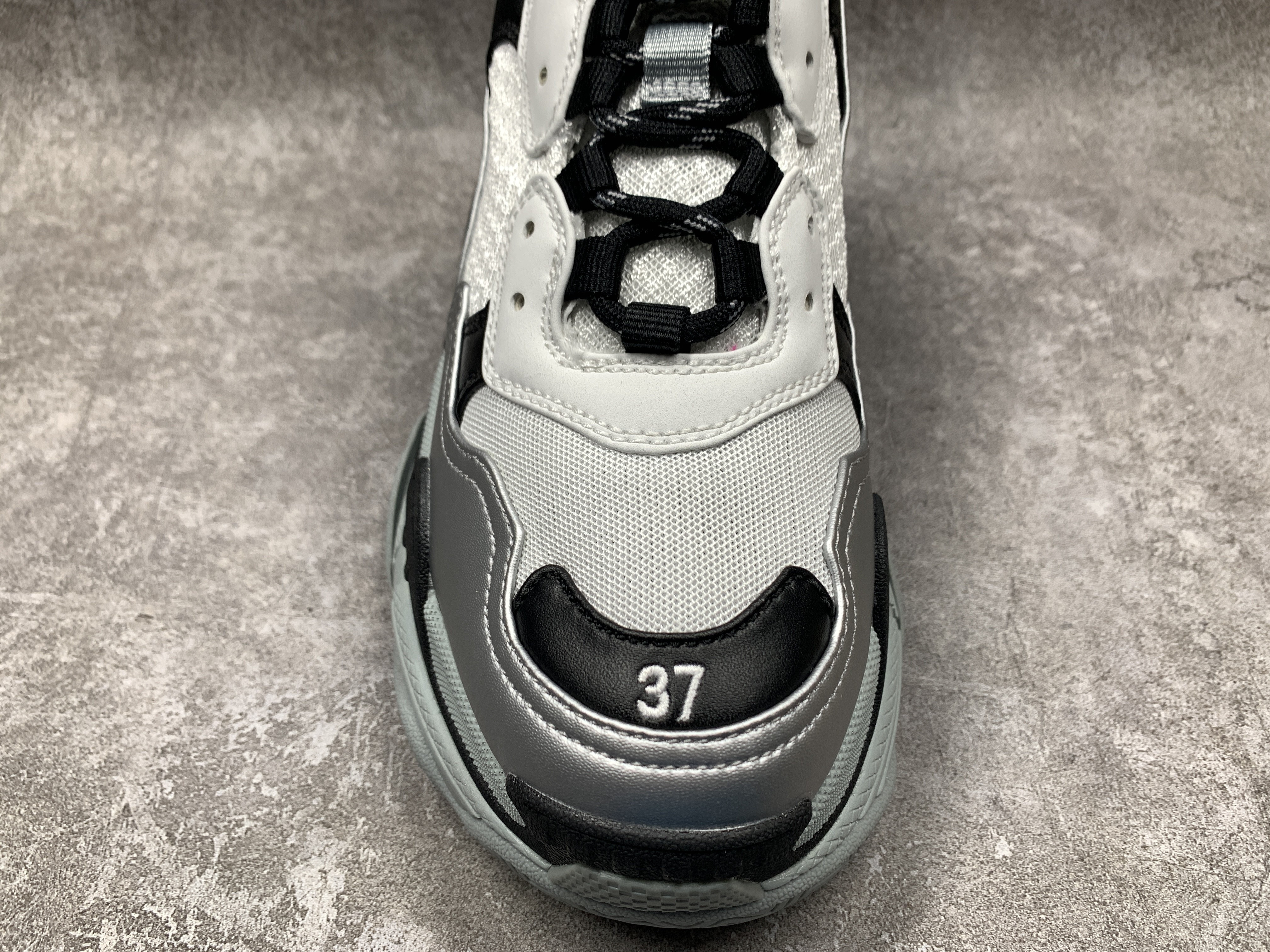 Balenciga Triple S Black Silver