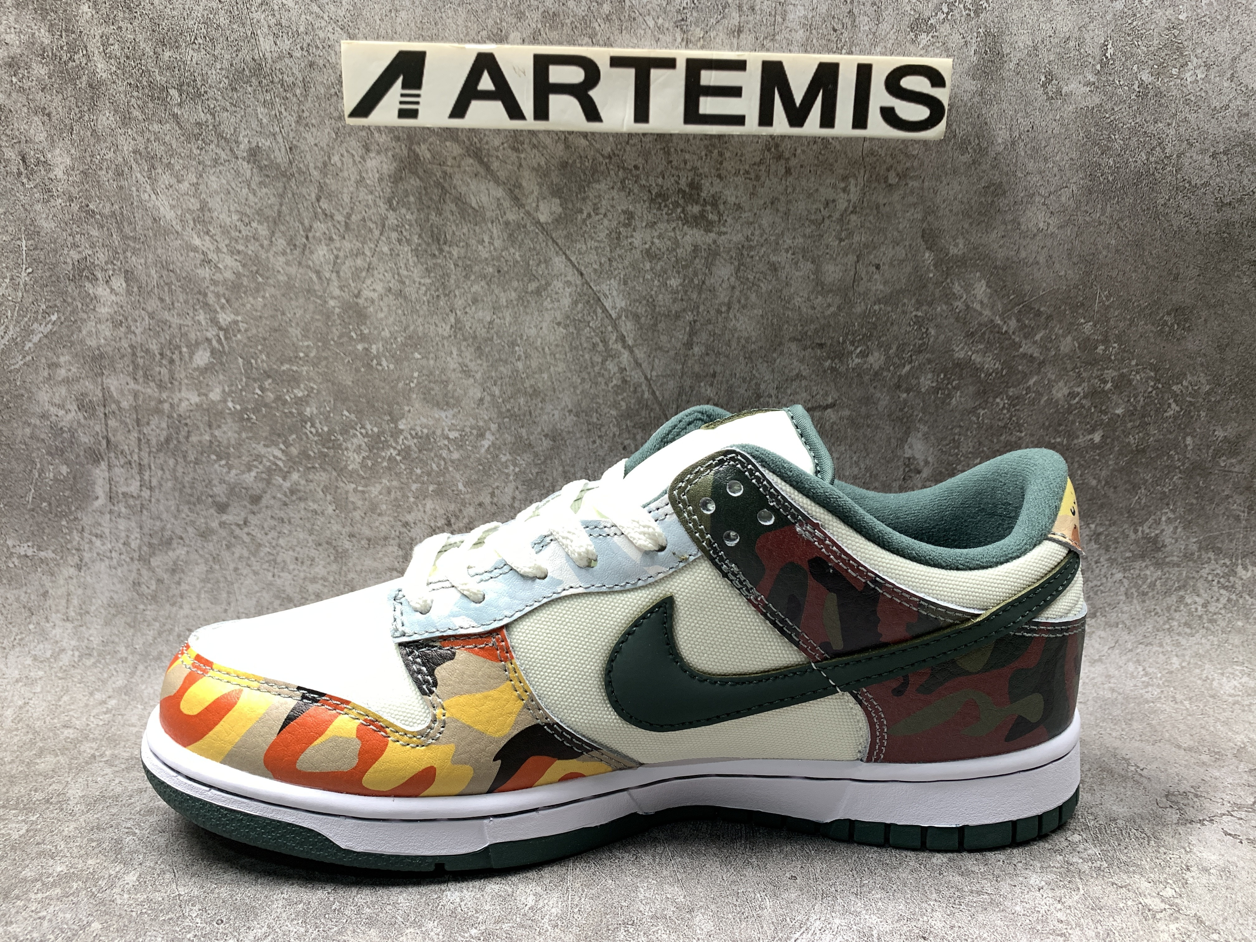 Nike Dunk Low SE Multi-Camo