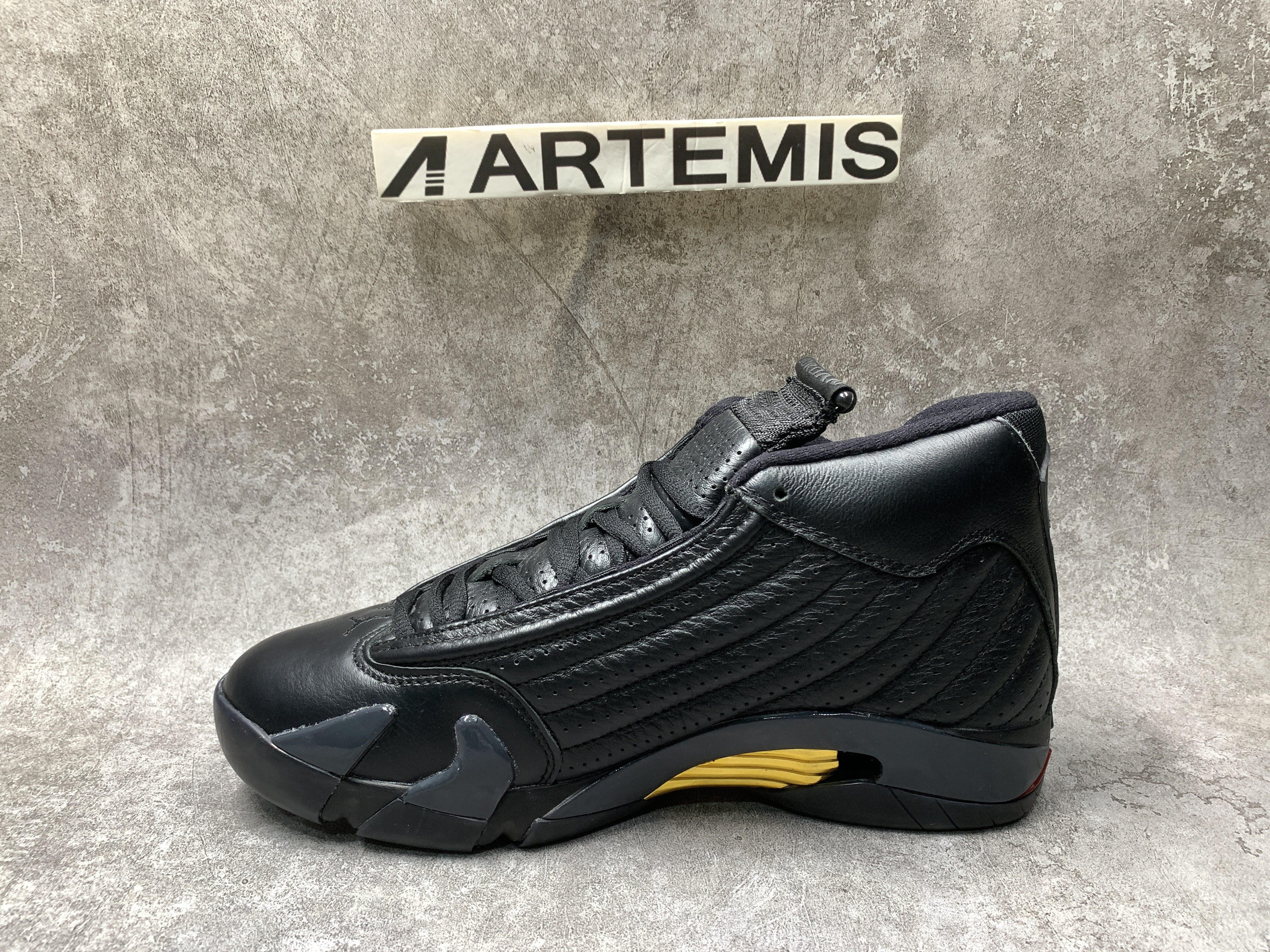 Air Jordan 14 Retro Defining Moments