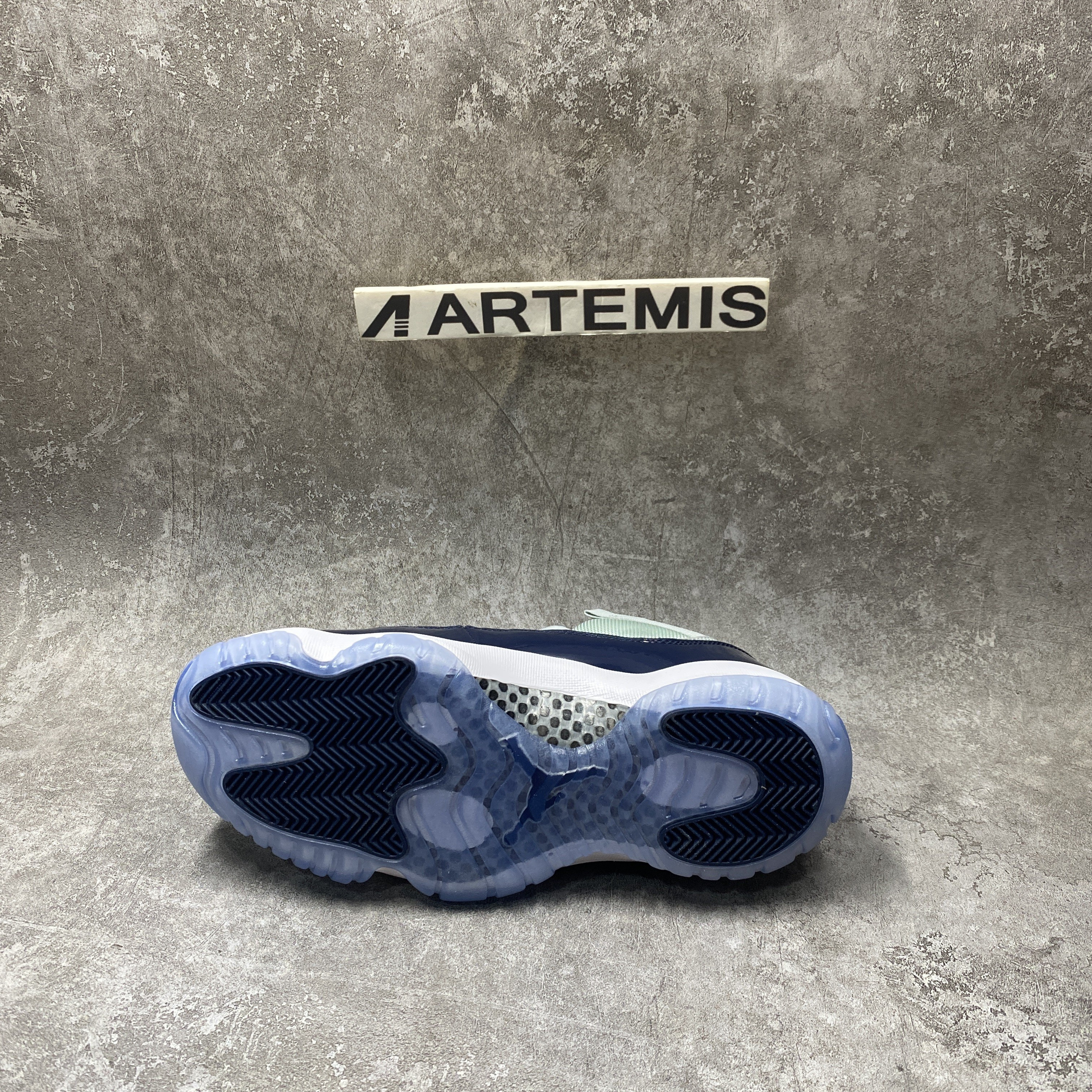 Air Jordan 11 Retro Low Georgetown