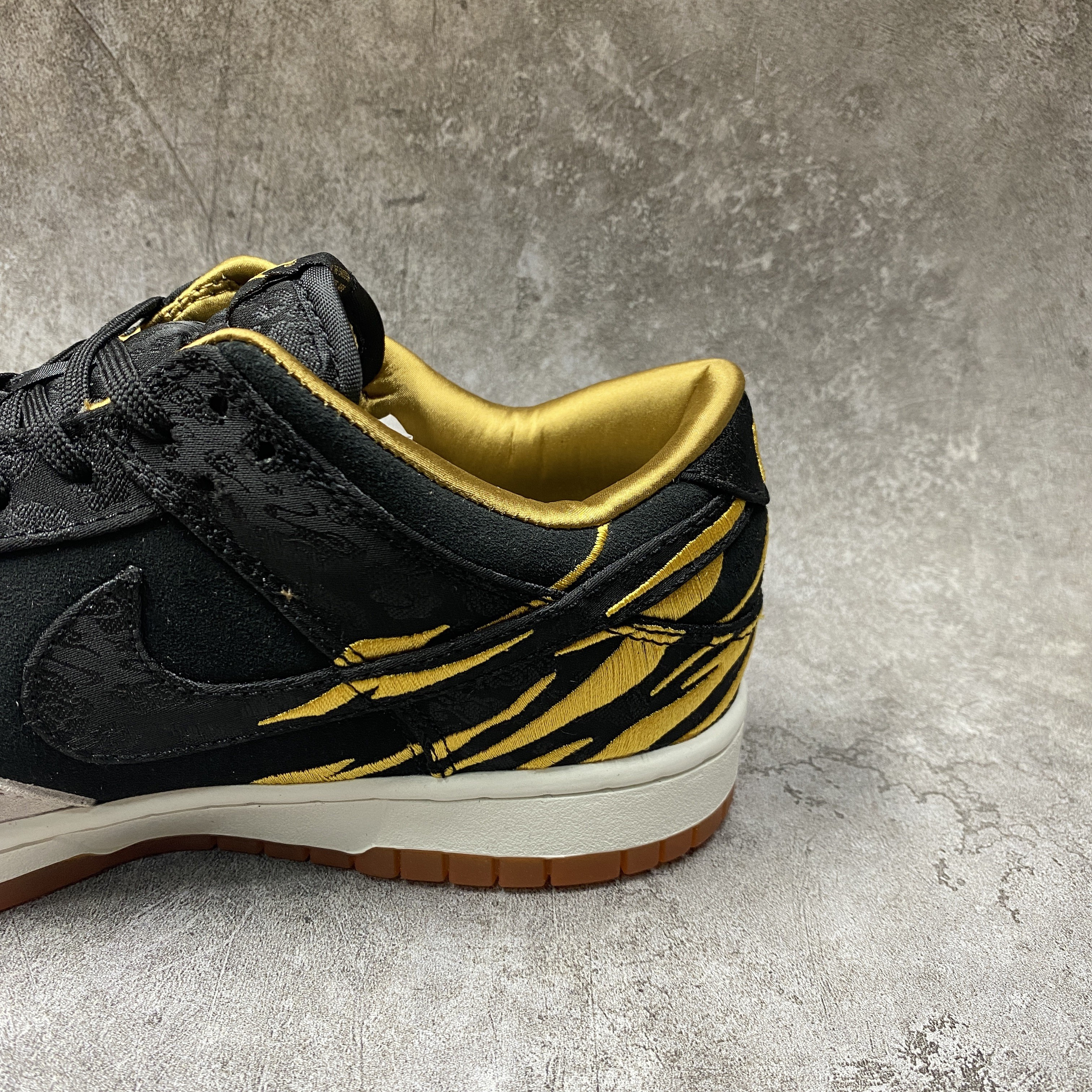 Nike Dunk Low Year of the Tiger(2022)