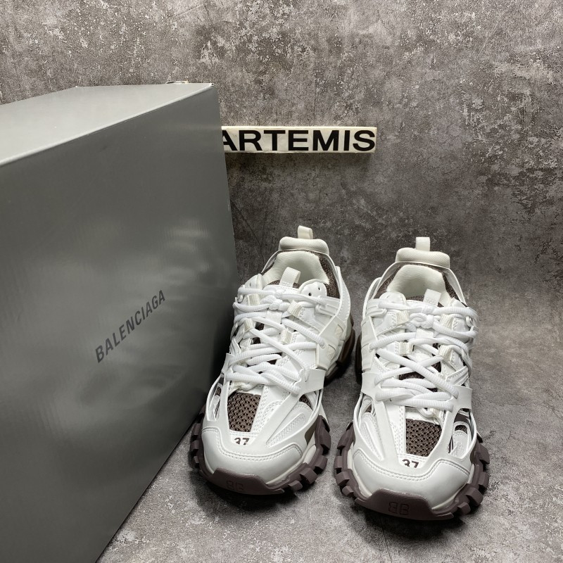 Balenciga Track Sneaker In Grey
