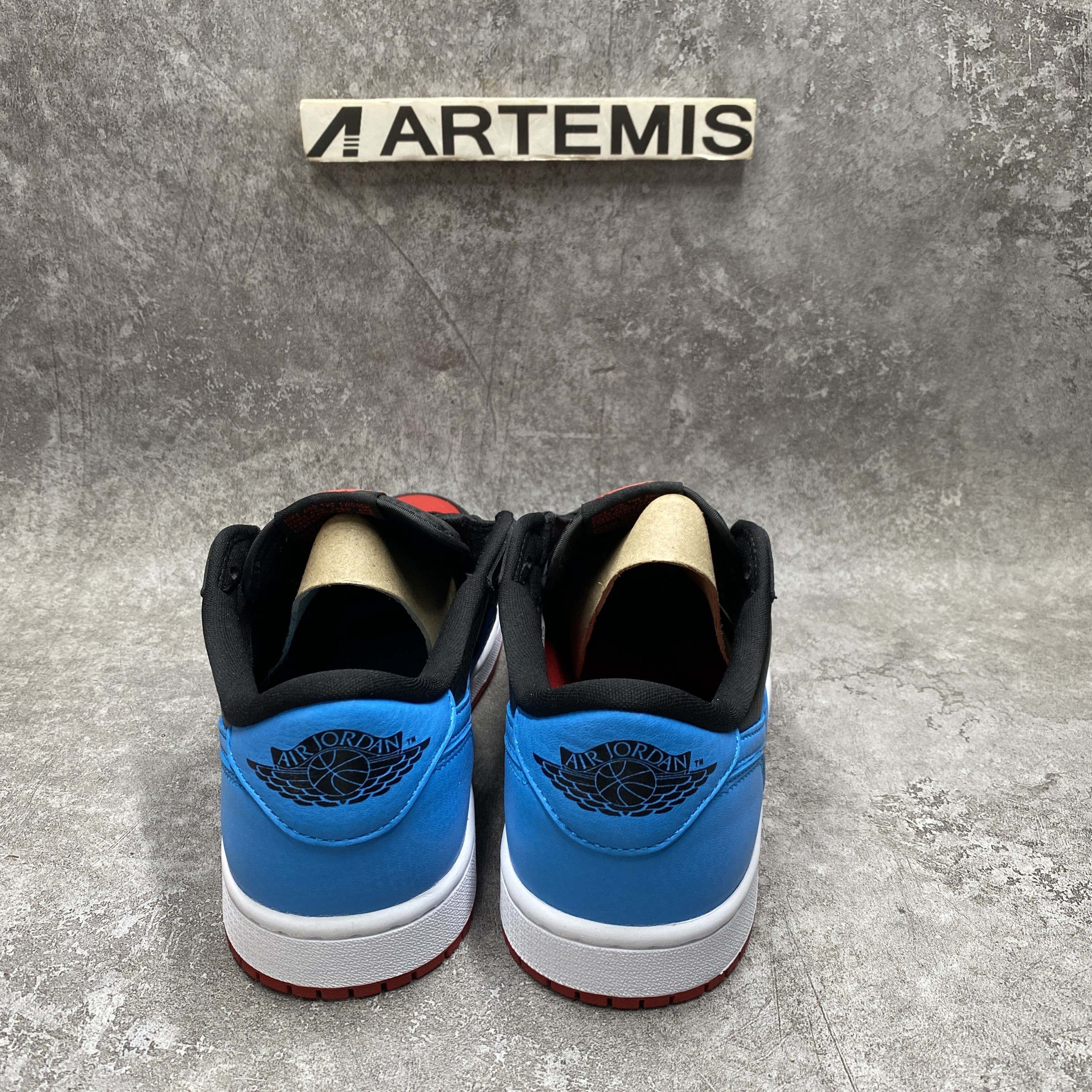 Air Jordan 1 Retro Low OG