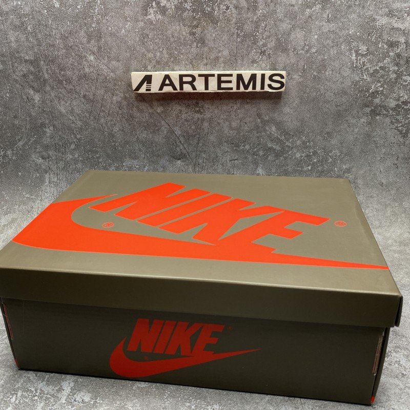 Air Jordan 1 Retro High Travis Scott