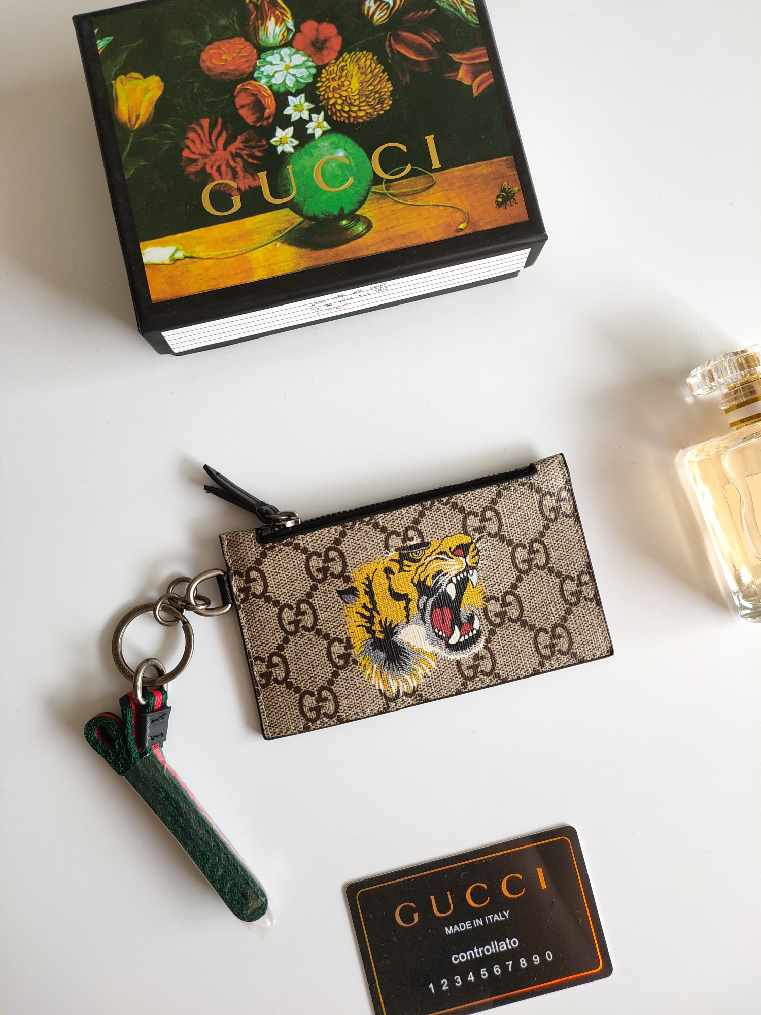 G*u*i gg card case wallet