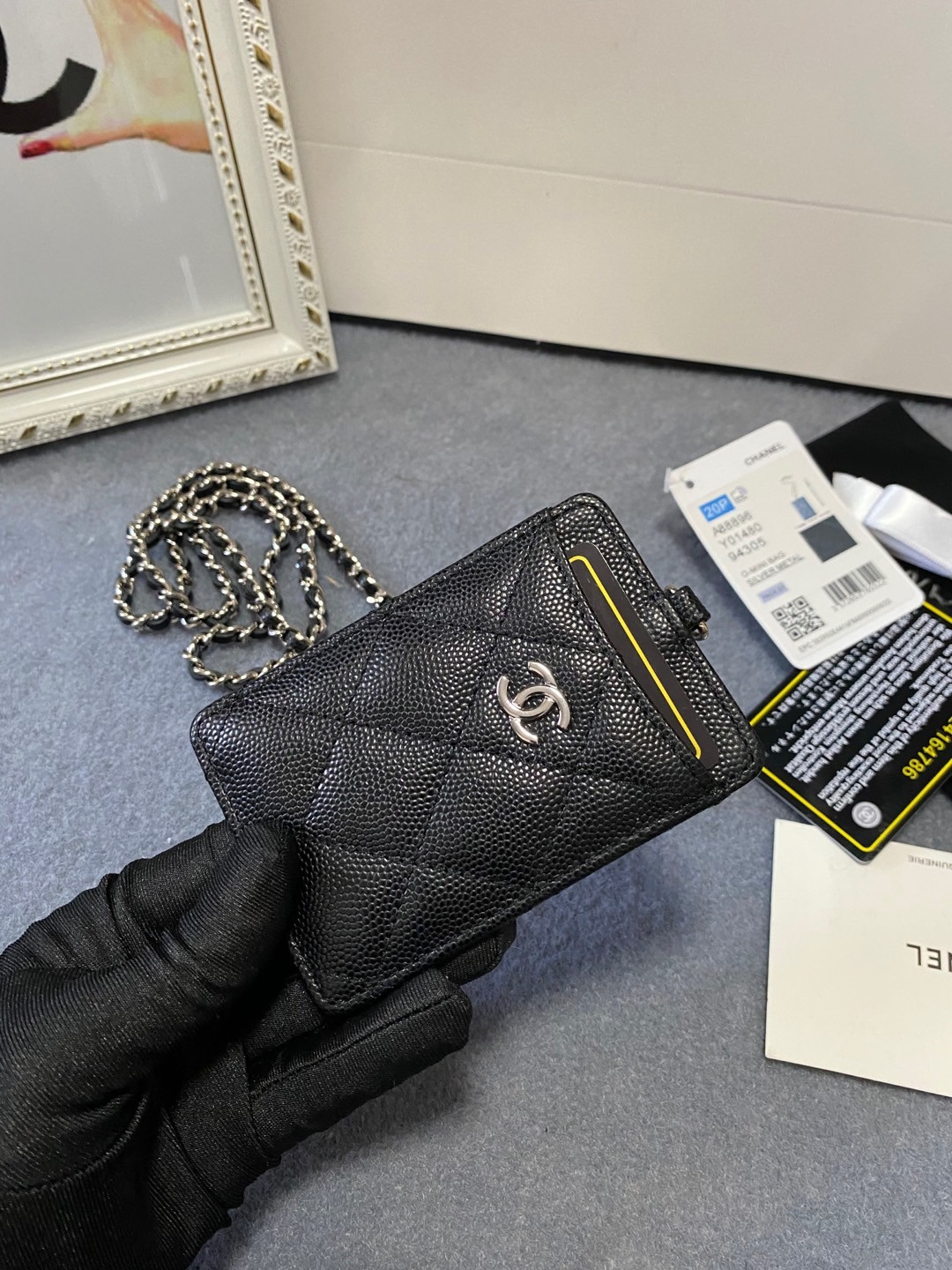 Ch*el card holder 10.5 x7 x 0.5cm