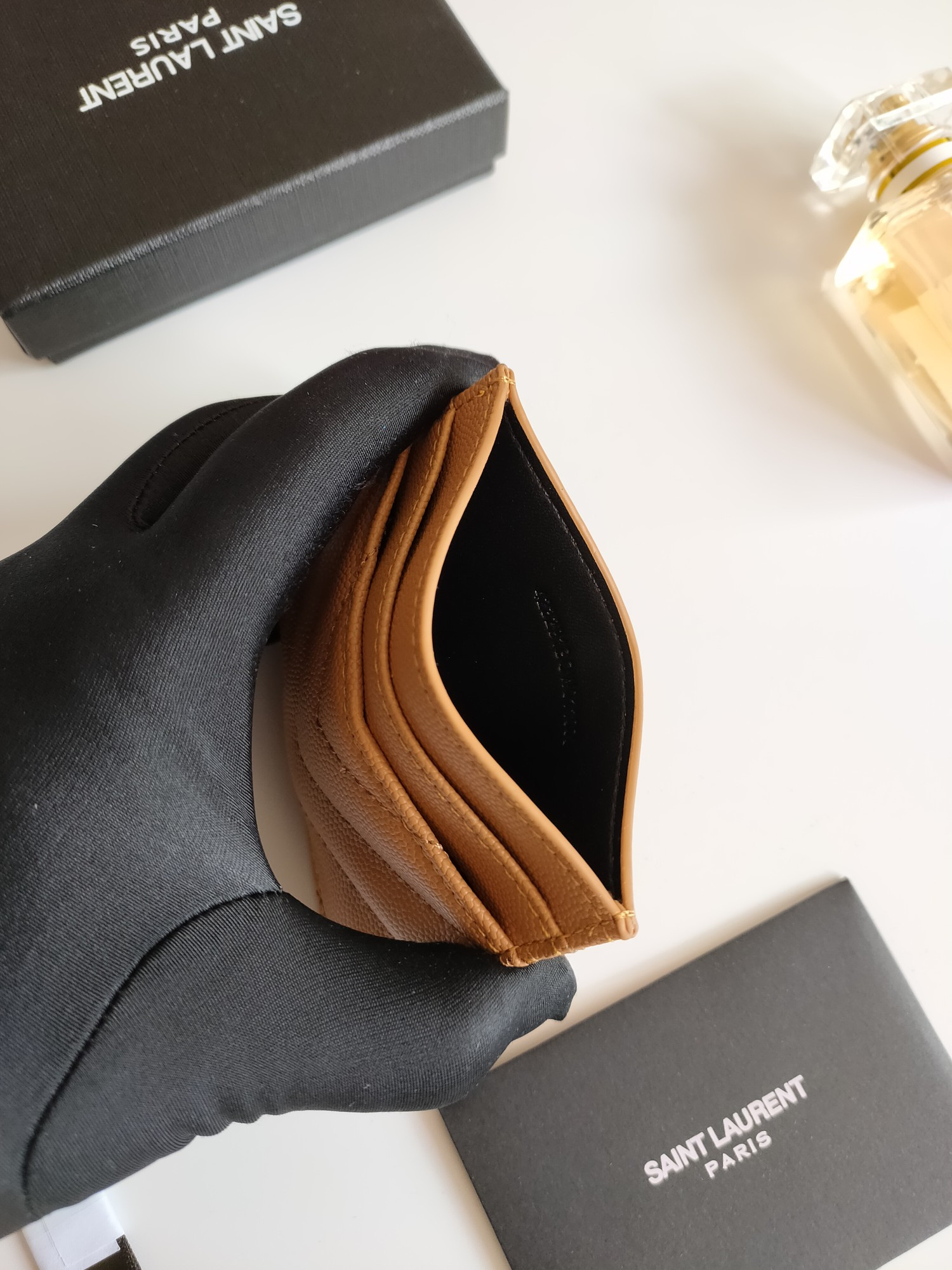 Y*L card holder 10.5×7.5×0.5cm