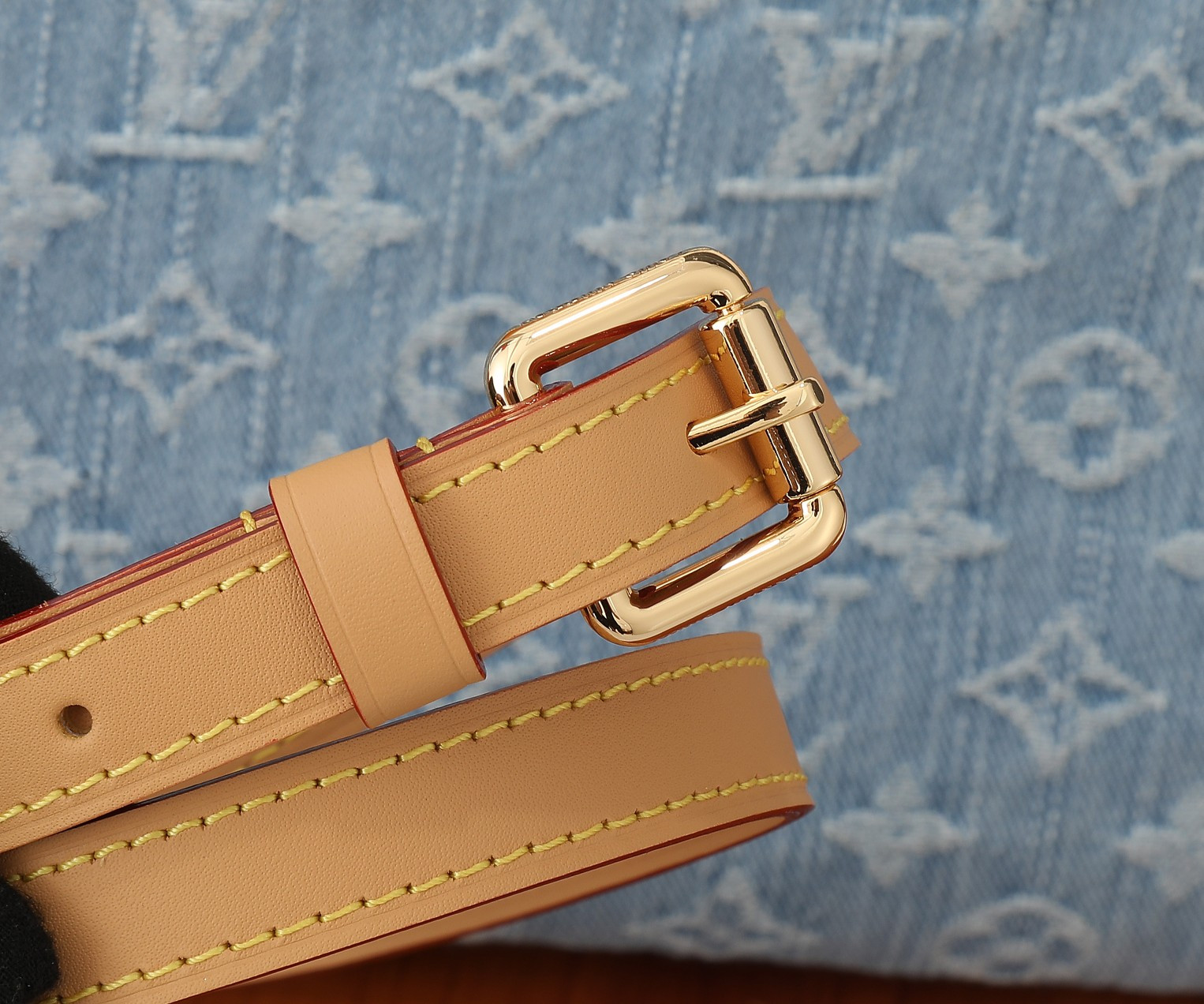 LV Let Go PM M42897 11 x 9.1 x 4.1 in