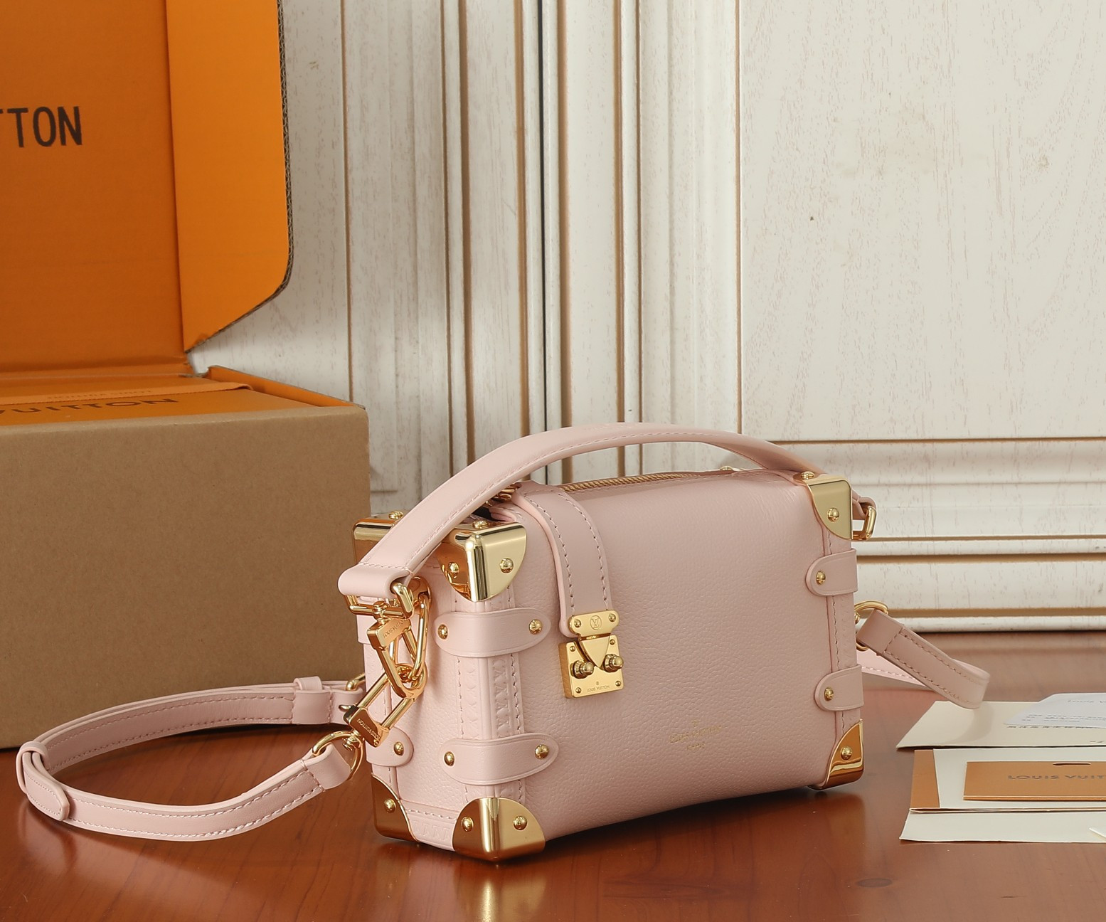 LV Side Trunk PM M25071 7.1 x 4.9 x 3.1 in