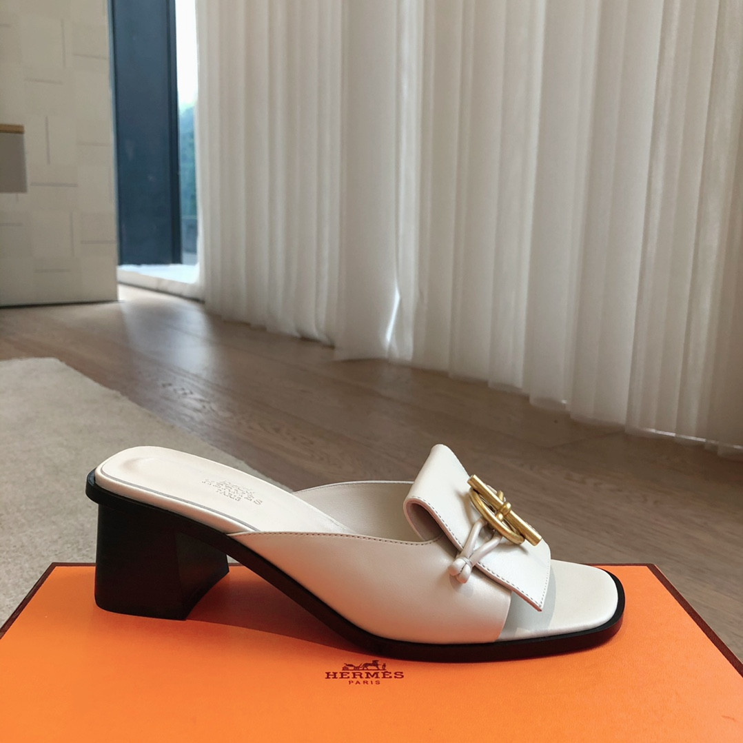 UA Hermès Isle sandal