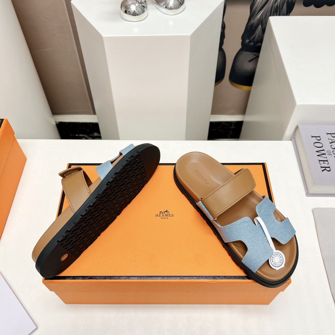 UA Hermès Chypre sandal