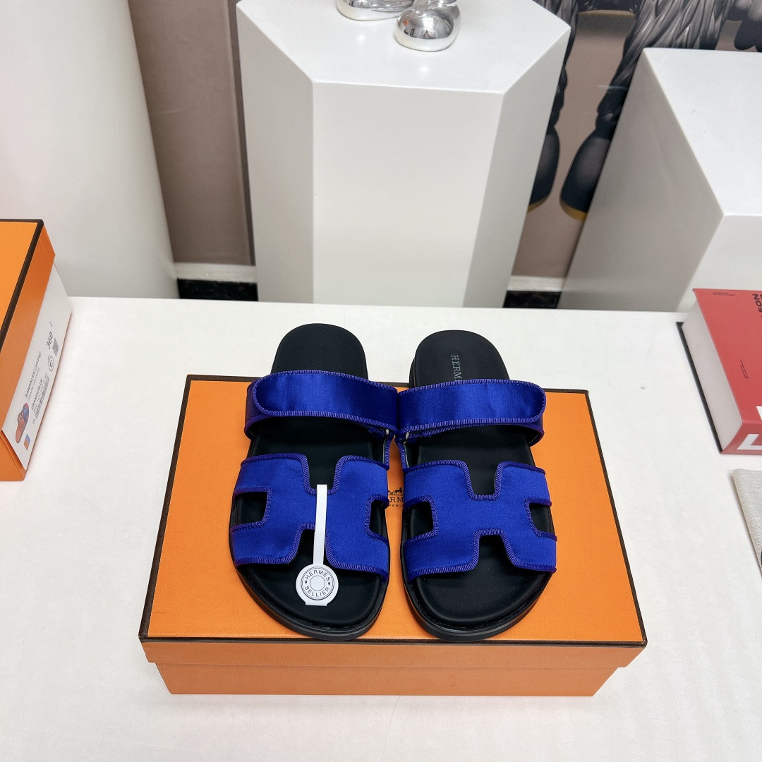 UA Hermès Chypre sandal