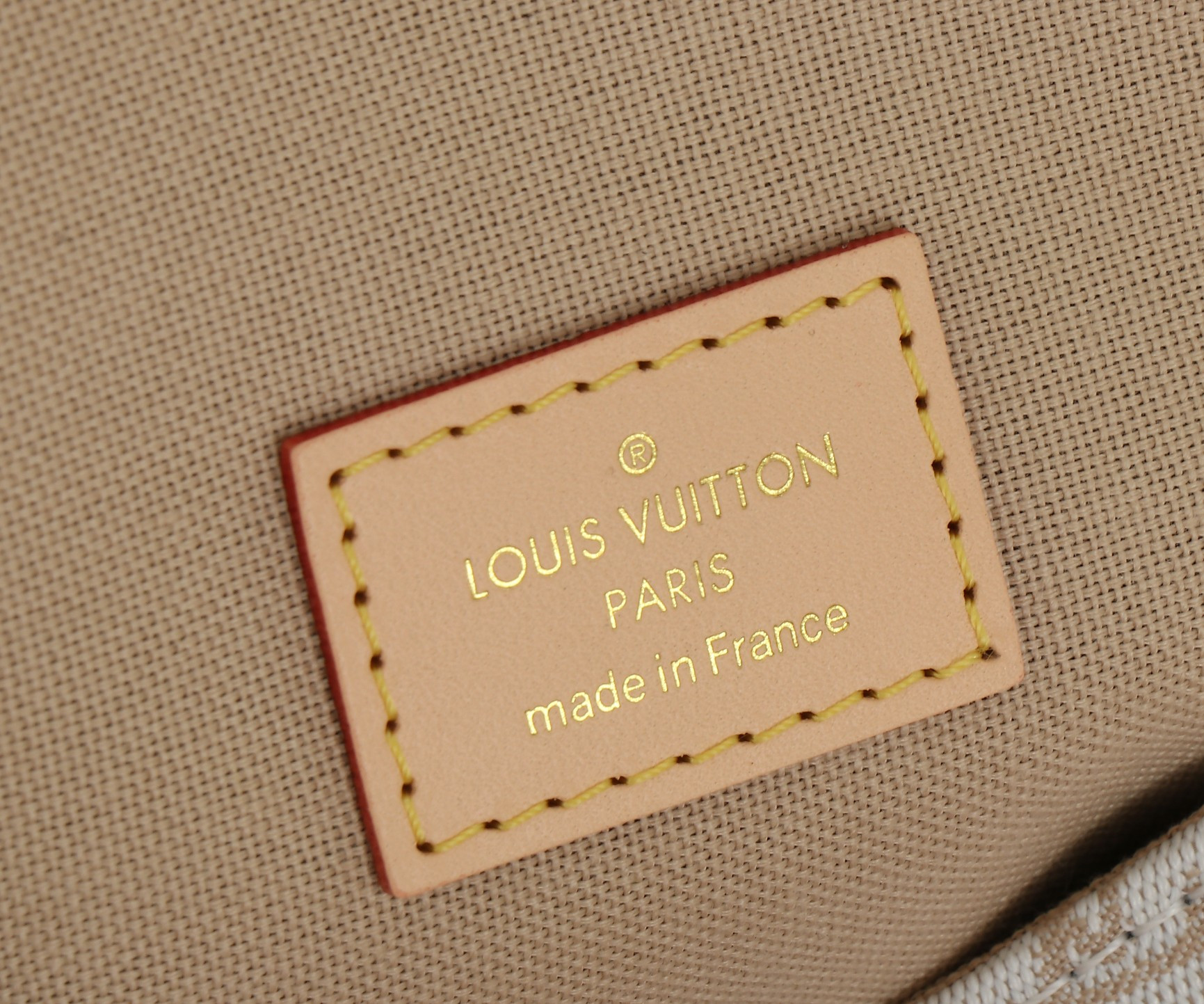 LV Saumur BB M12327 20x16x7.5CM