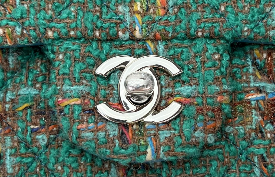 Ch*el classic flap bag 20cm