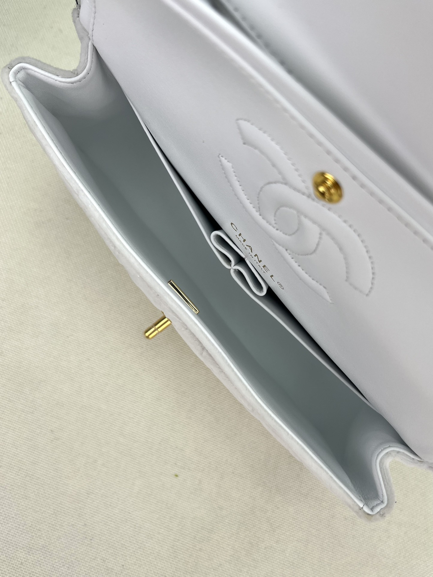 Ch*el classic flap bag 25cm