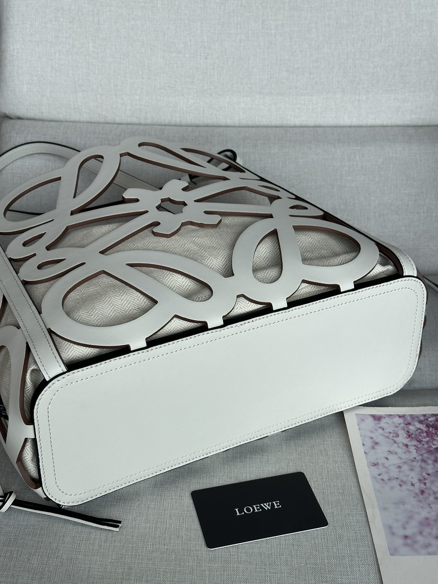 L0ew* anagram tote 32x27x11cm