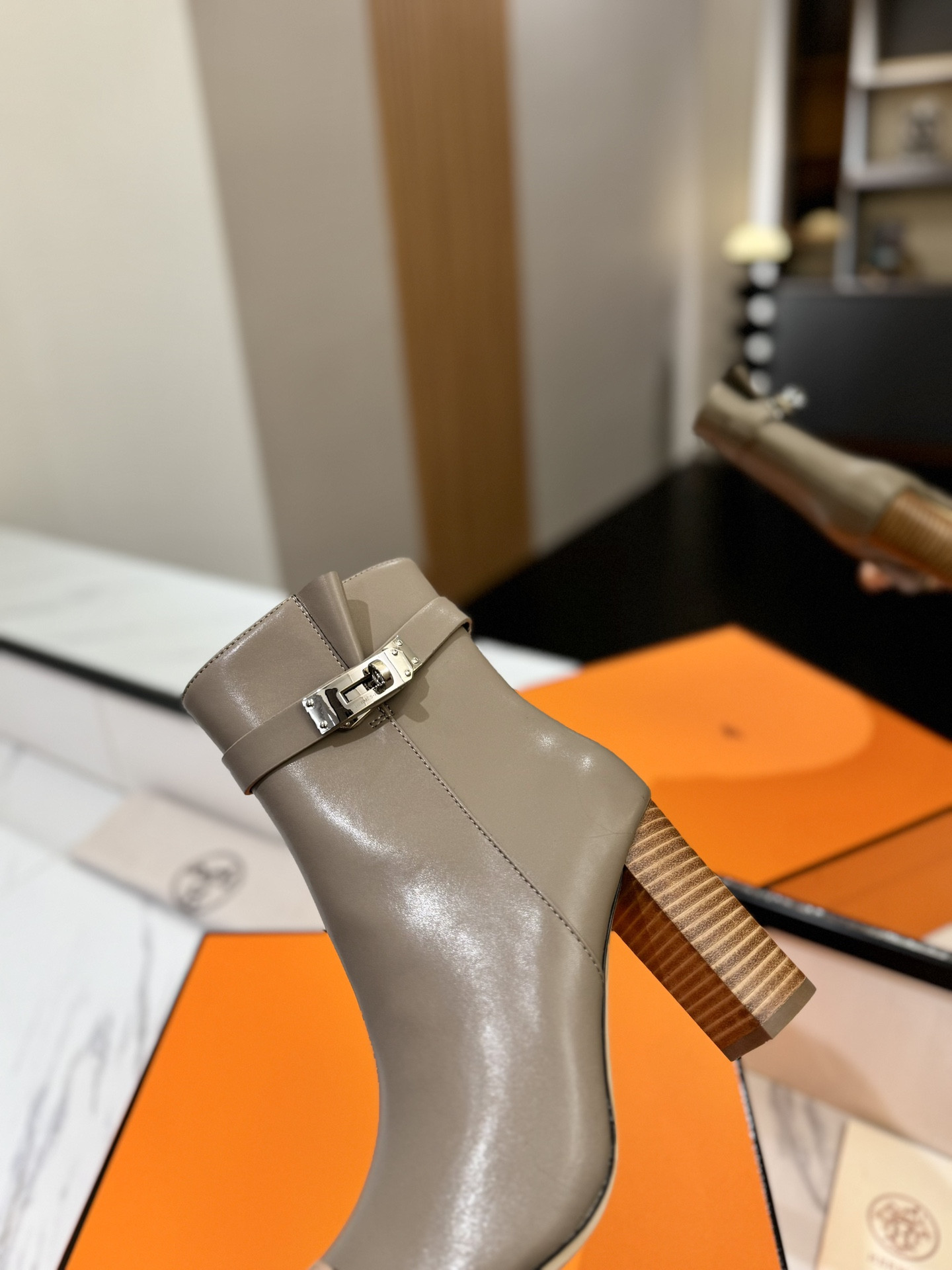 UA Hermès Kelly Jumping Boots