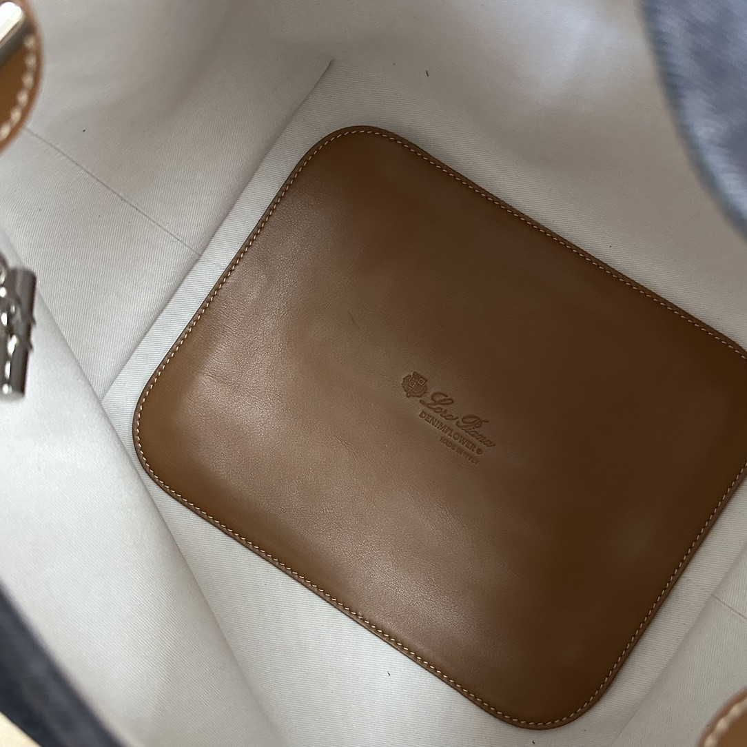 L**o p*ana large bale cotton bag 24x20x27cm