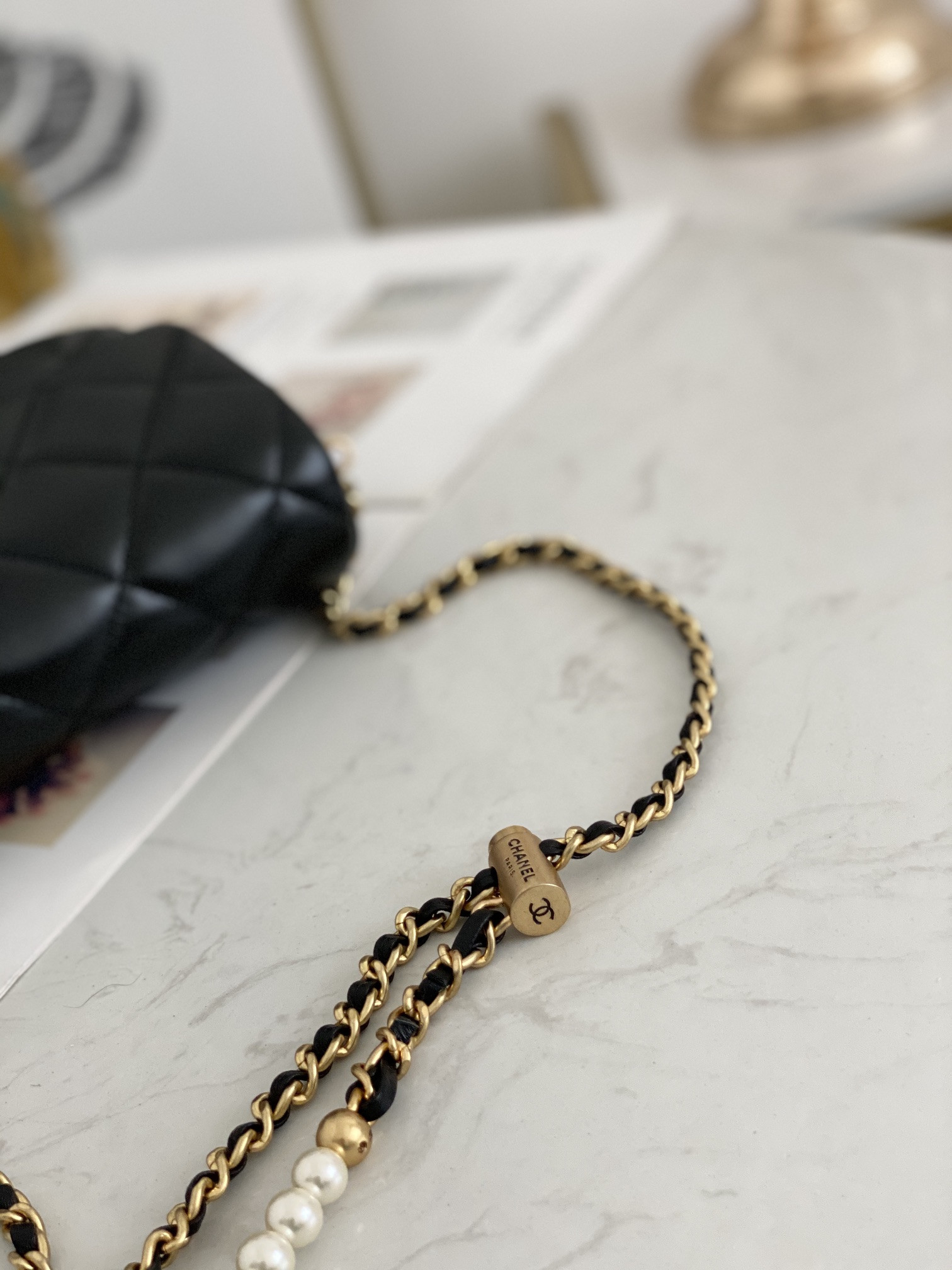 Ch*el flap cf21k 19.5x13.5x6cm as2855