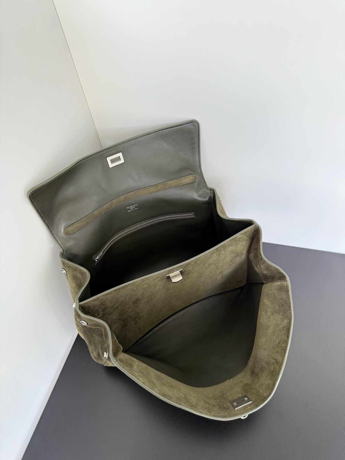 Ba*len*cia*ga rodeo medium 35x23.3x10.9cm