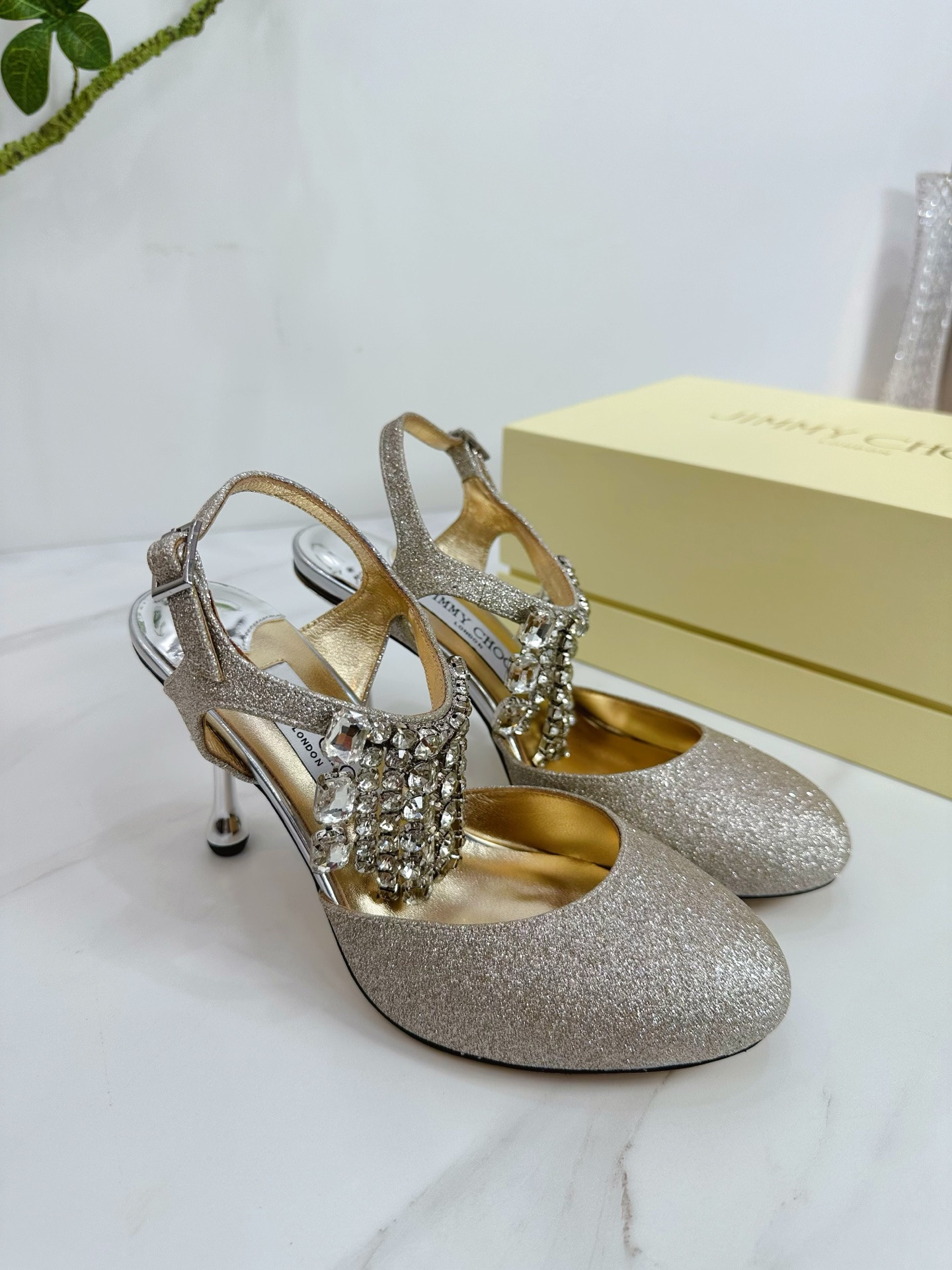 ua Ji*y Ch* verity glitter slingbacks 8.5cm