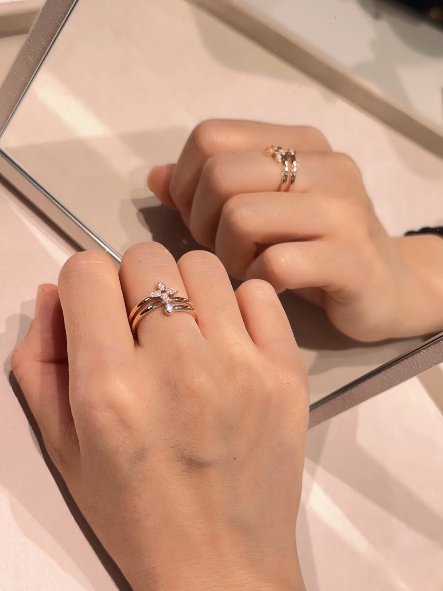 l0vis Vvtt0n ring