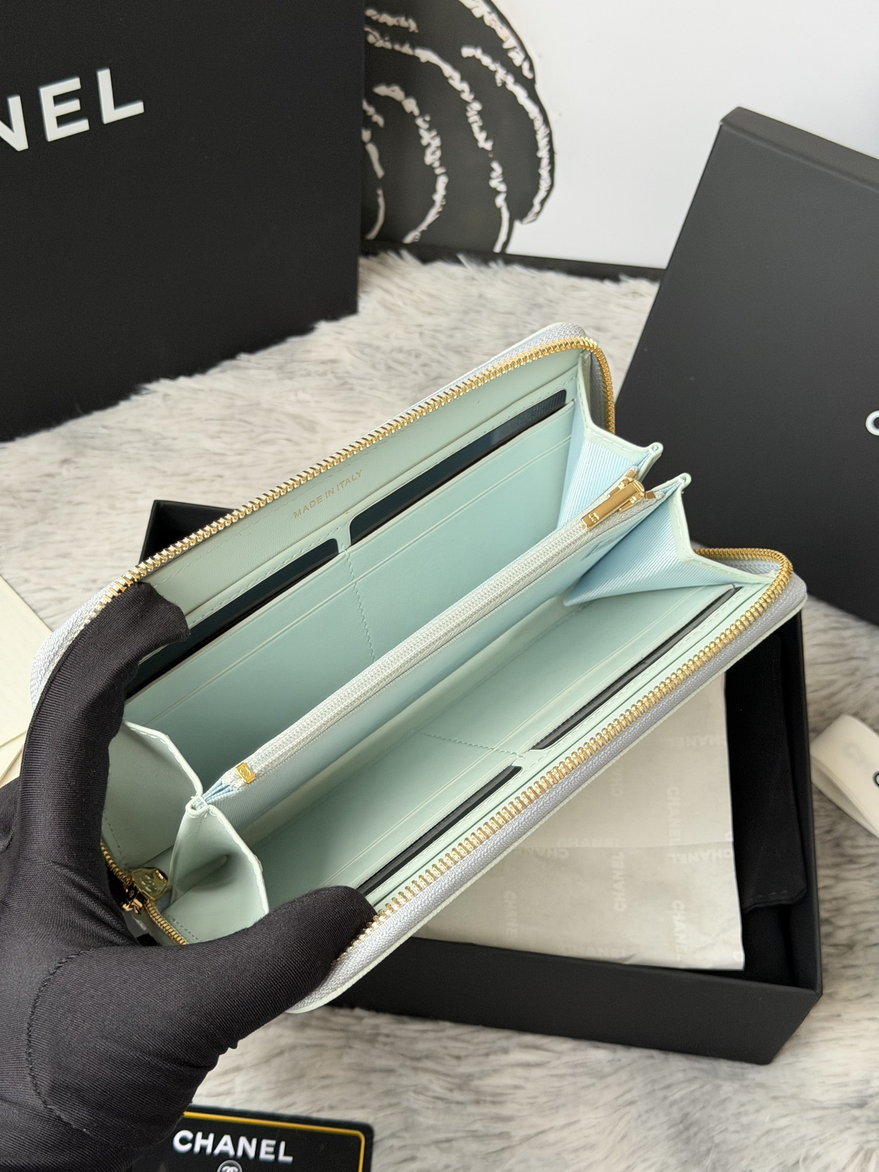 Chanel Zip Around Wallet 80758 10x19x3cm