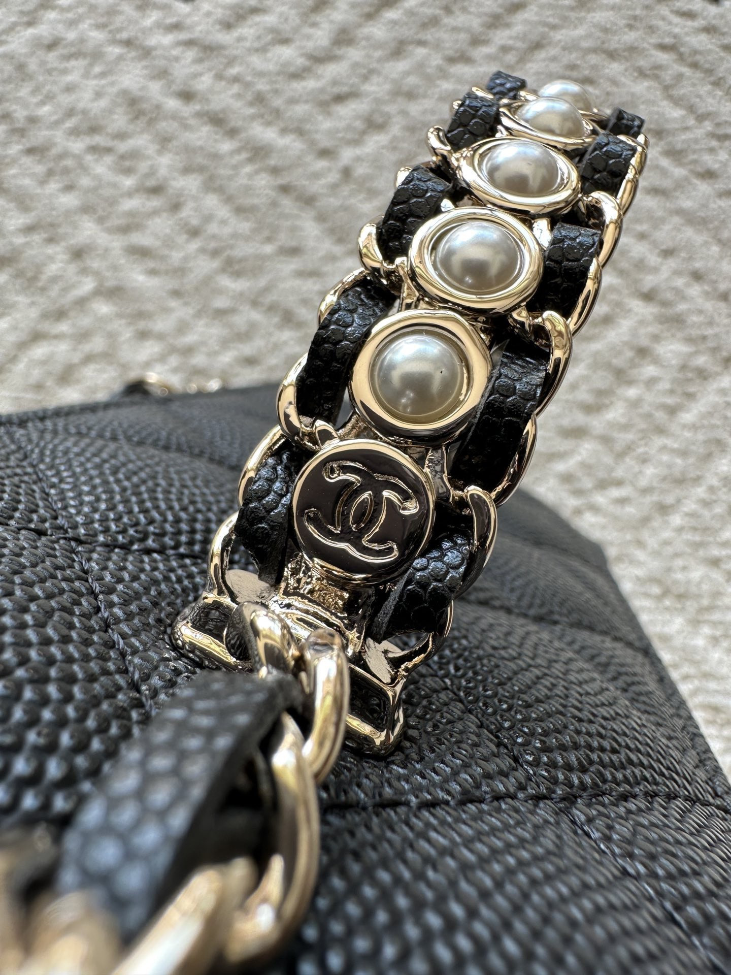 CHANEL Classic Vanity with chain Handbag AS4940 17x9.5x8cm