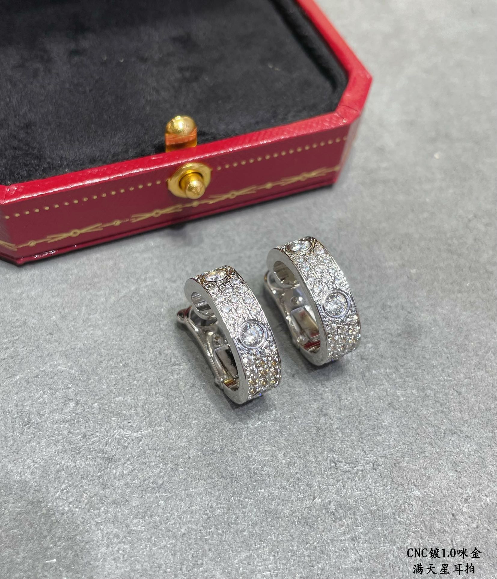 Ca*t1er Wide version full pave Earrings