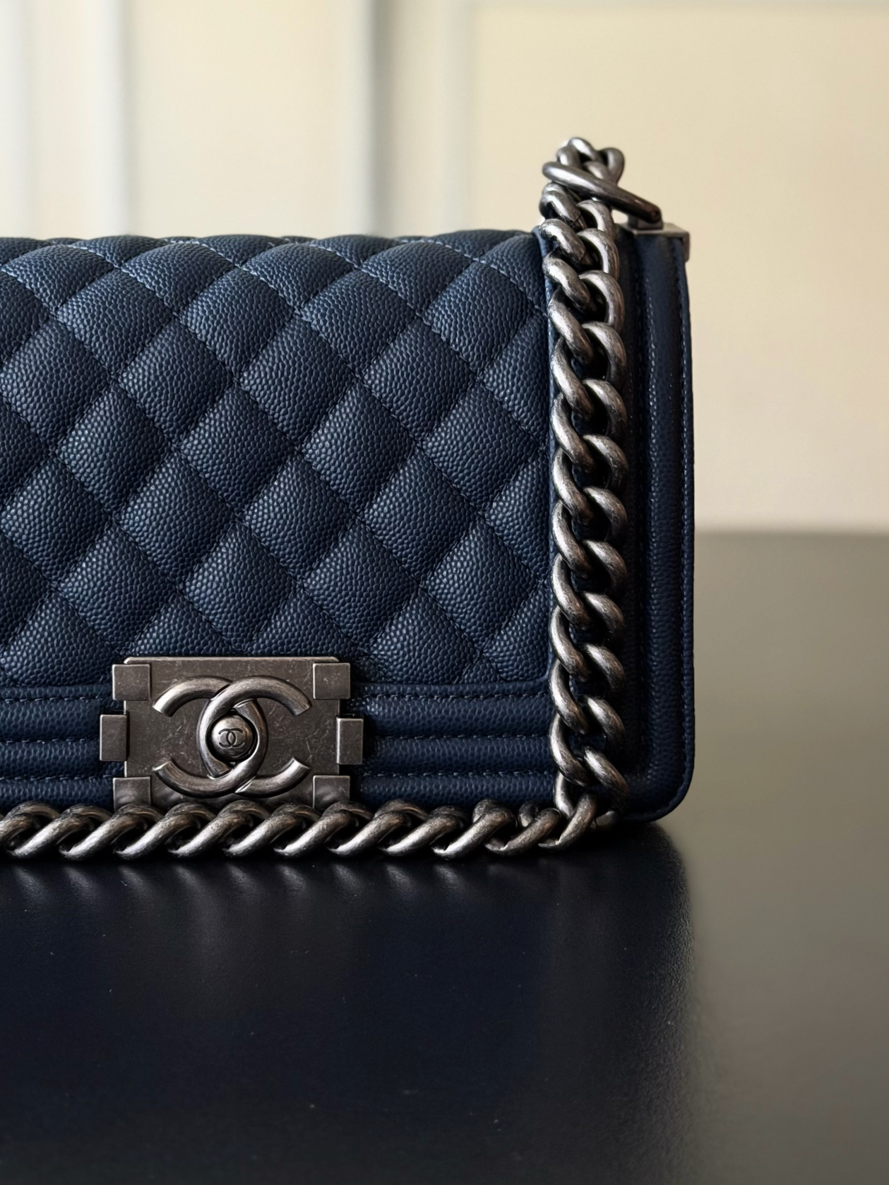 Chanel Boy Handbag 12x20x7cm