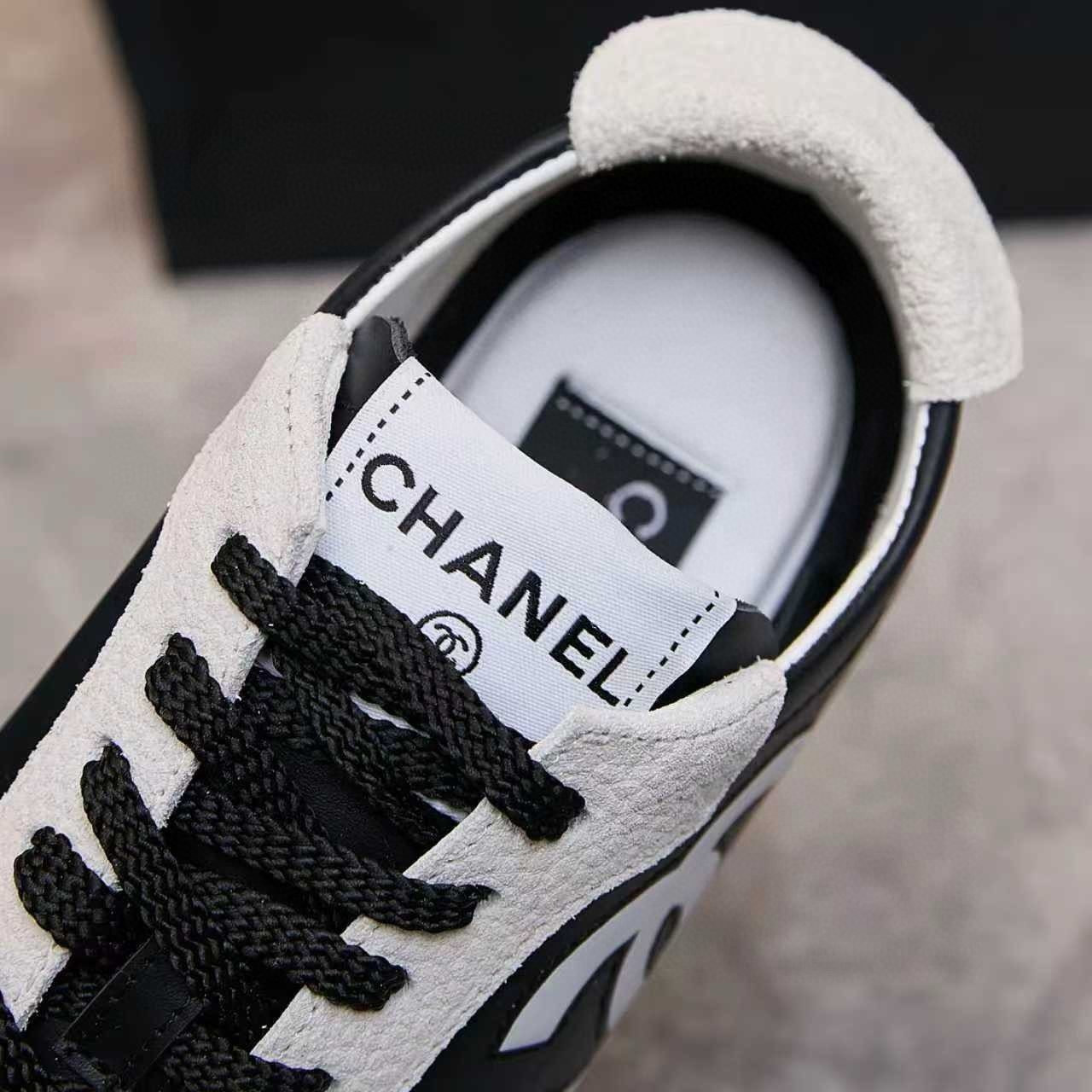 ua Ch**el trainers sneakers