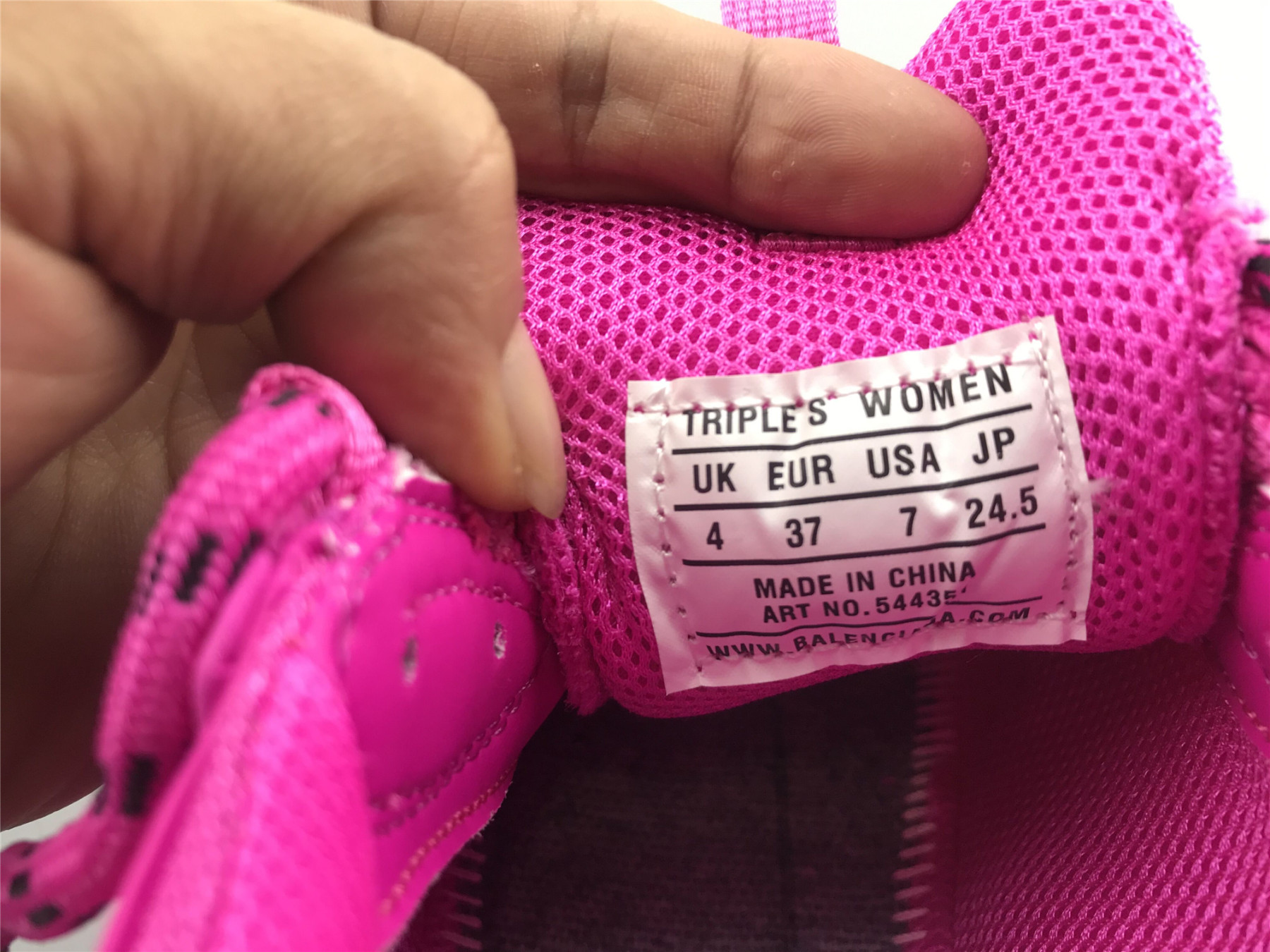 UA TRIPLE S CLEAR SOLE SNEAKER PINK