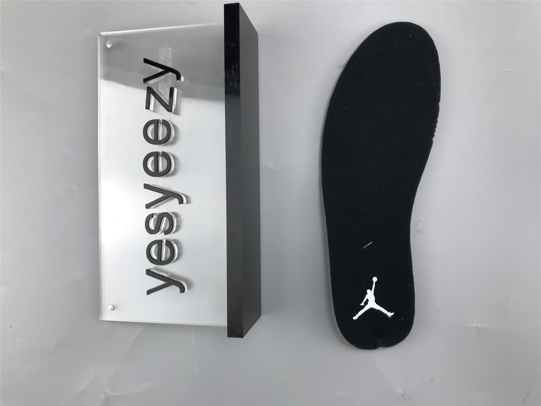 UA AIR JORDAN 5 RETRO NRG