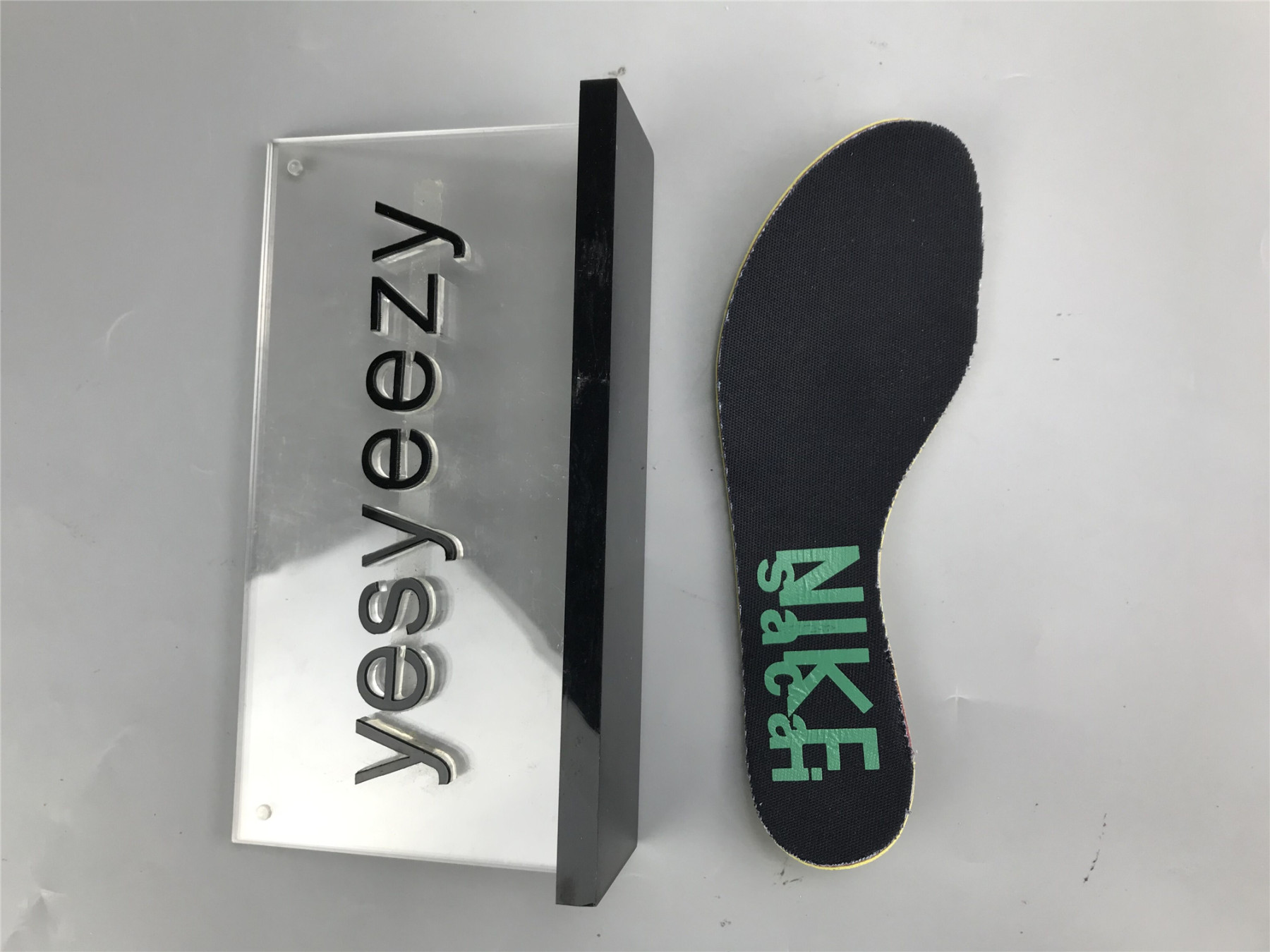 UA NIKE SACAI X VAPORWAFFLE SP