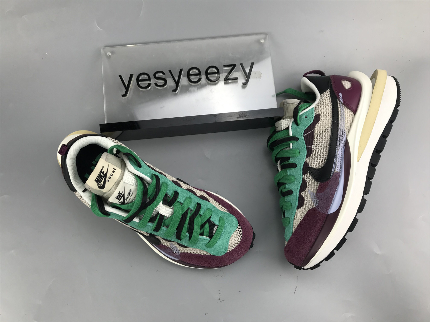 UA NIKE SACAI X VAPORWAFFLE SP