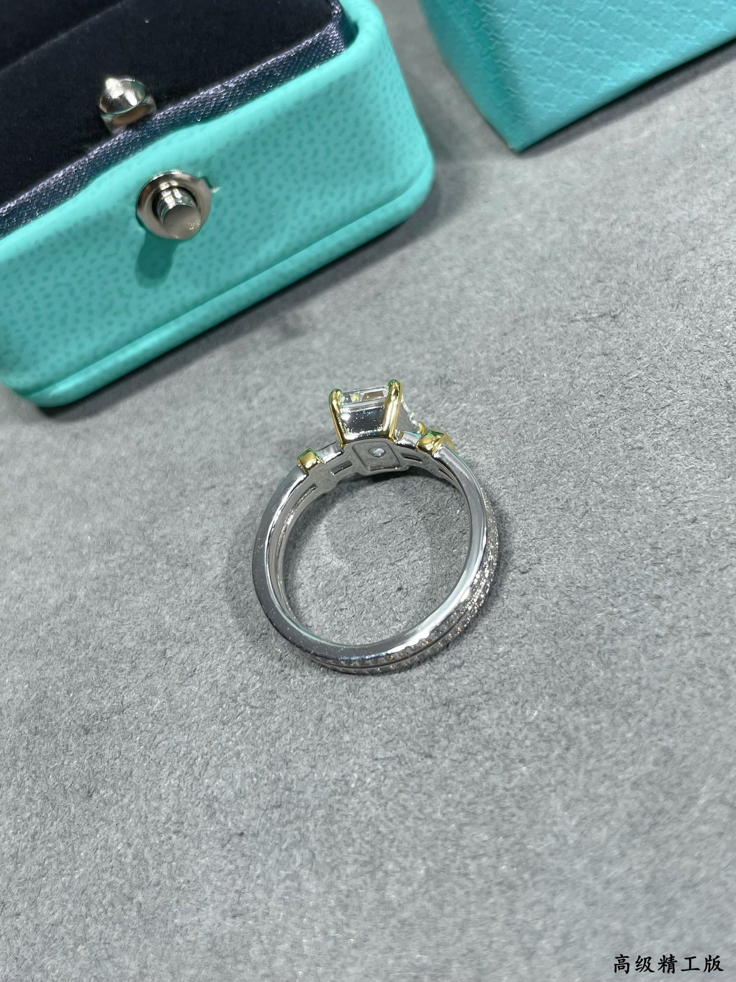 t*f*ny & co. mixed-metal white D1am0nd ring ag925
